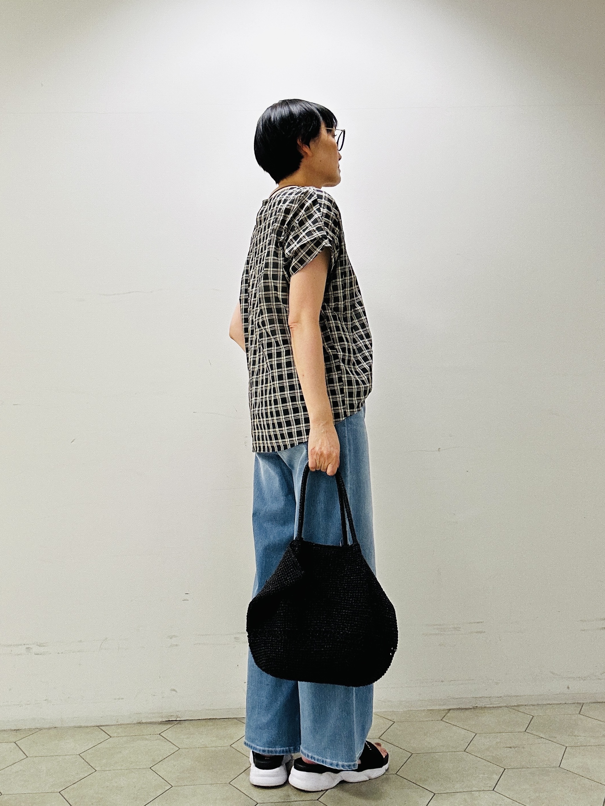 naoさんの「UNTITLED｜シアーチェックブラウス」を使ったコーディネート