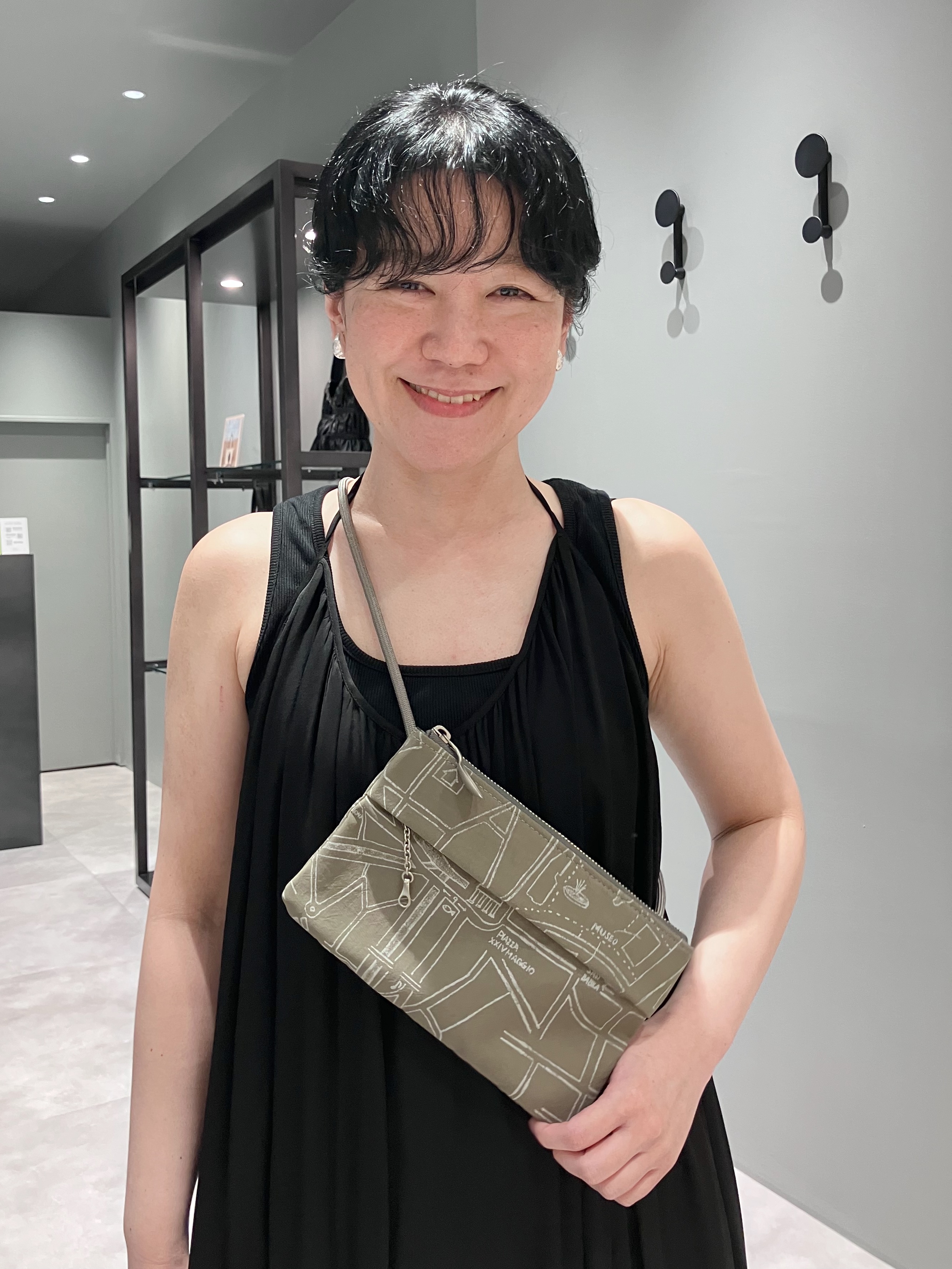 Cさんの「HIROKO HAYASHI｜COMODA（コモダ）サコッシュ」を使ったコーディネート