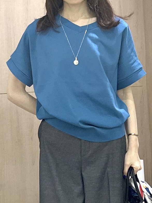 Miwaさんの「UNTITLED｜【肌に張り付かない/前後2WAY】ドライタッチコットンプルオーバー」を使ったコーディネート