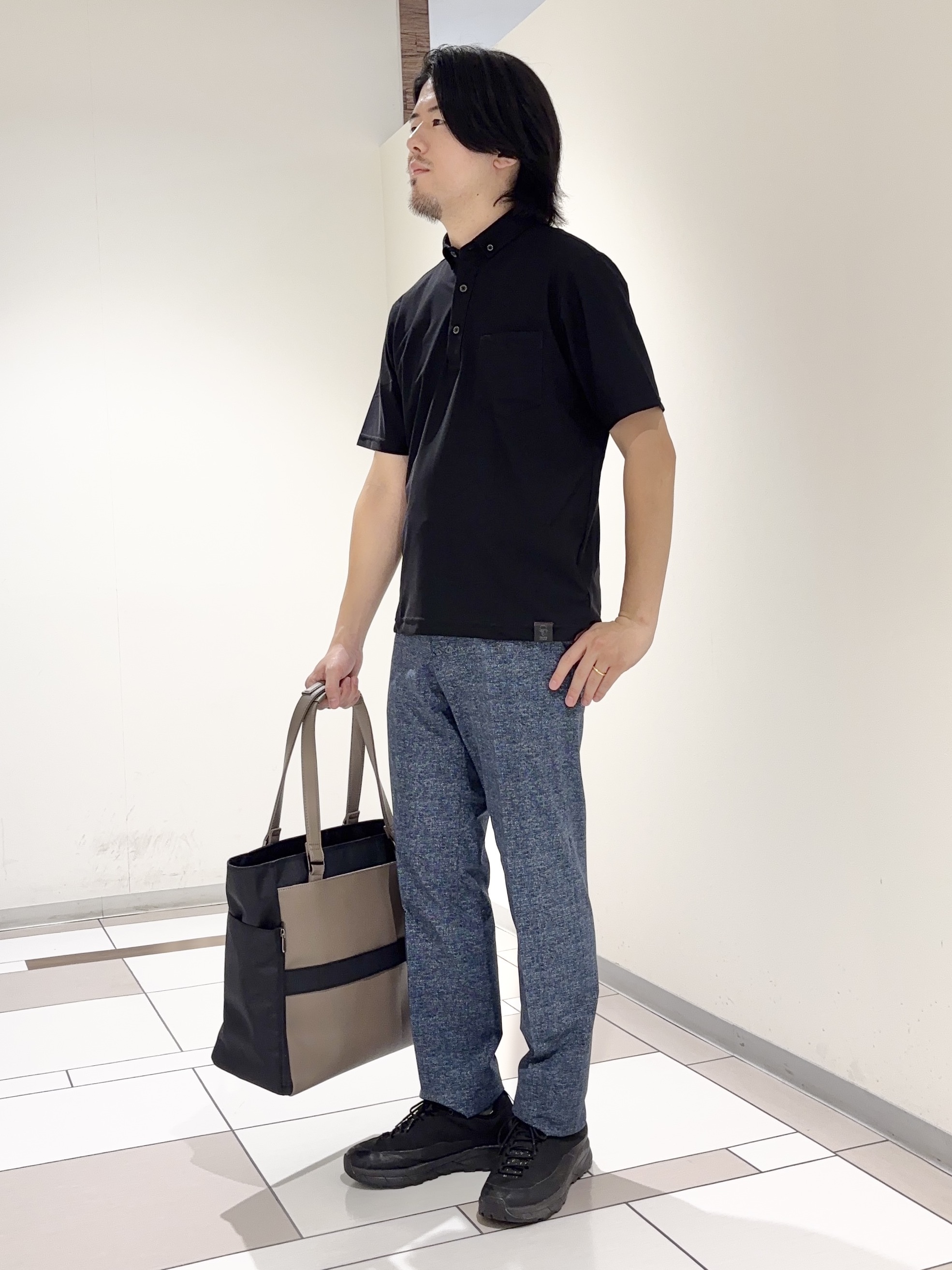 及川さんの「TAKEO KIKUCHI｜【通気性】AIR TOOL ポロシャツ」を使ったコーディネート