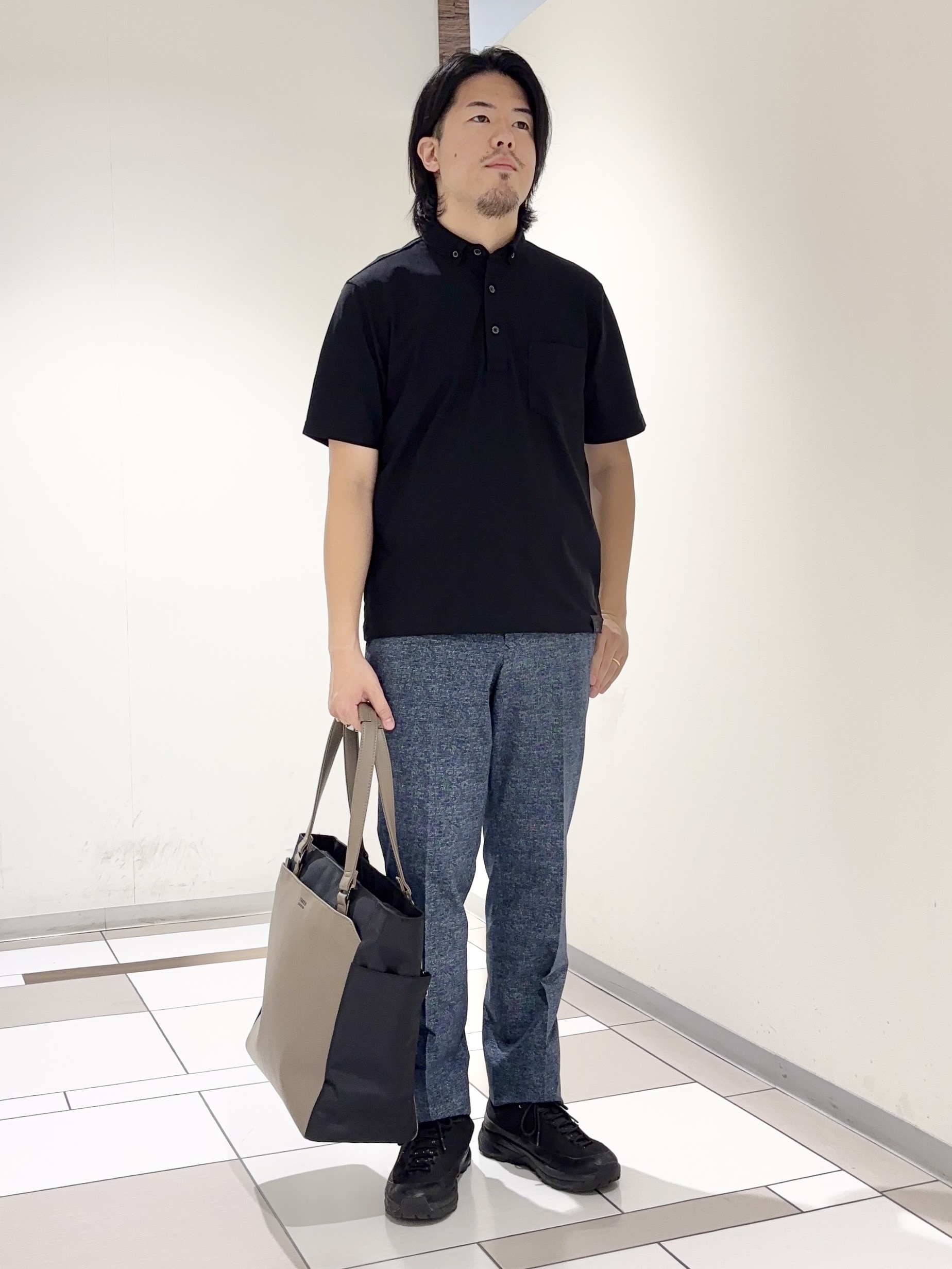 及川さんの「TAKEO KIKUCHI｜【通気性】AIR TOOL ポロシャツ」を使ったコーディネート