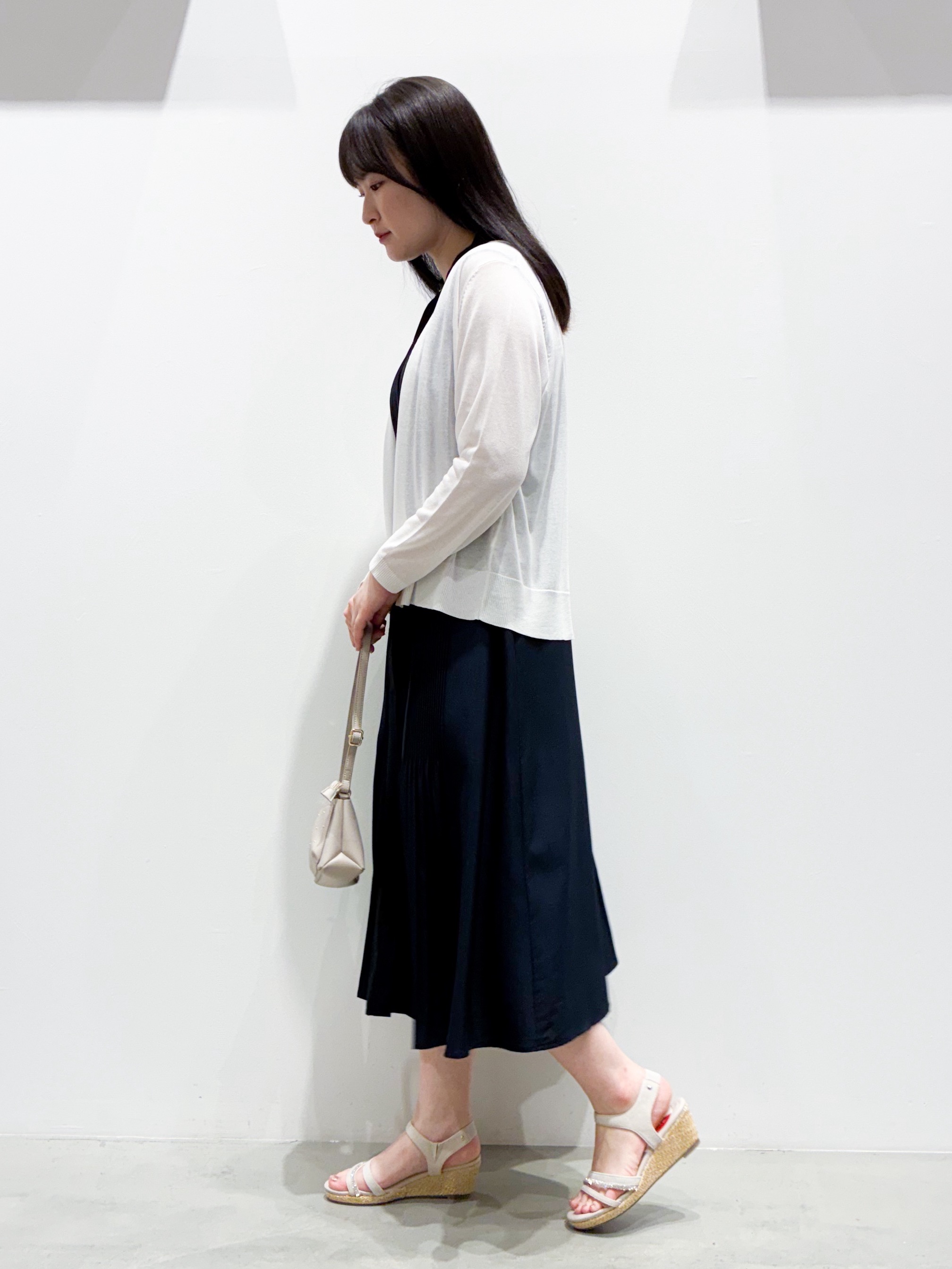 seinaさんの「grove｜高評価！【接触冷感／UVカットetc】ベーシックショートカーディガン」を使ったコーディネート