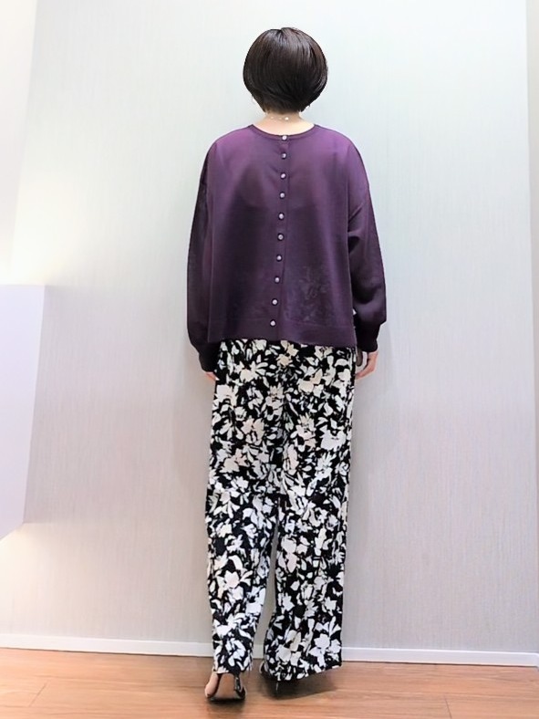 ミズタさんの「UNTITLED｜【アンサンブル可】前後2WAYカーディガン」を使ったコーディネート
