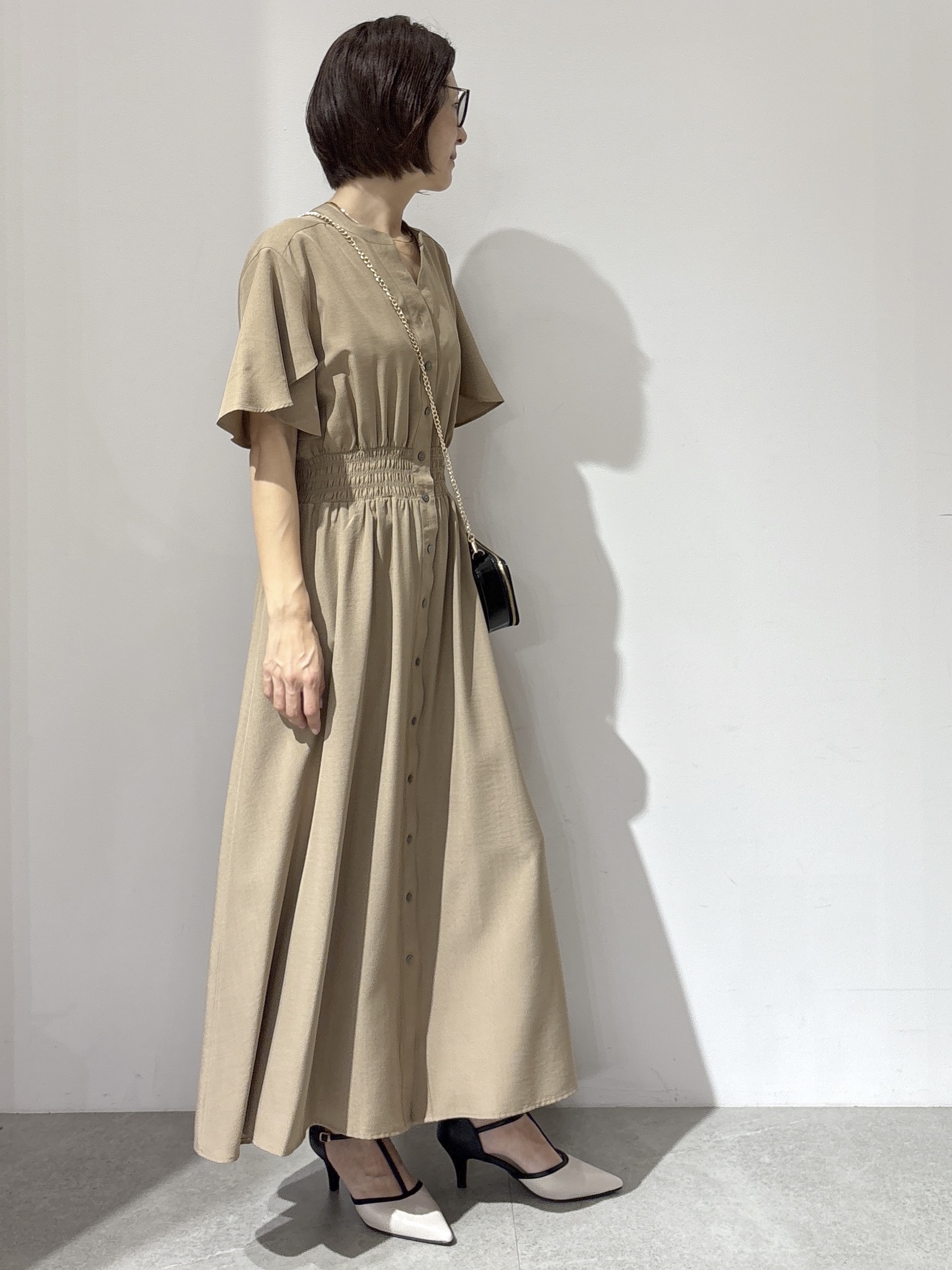 NAKAさんの「OPAQUE.CLIP｜スキッパーシャツワンピース【洗濯機OK／イージーアイロン】」を使ったコーディネート