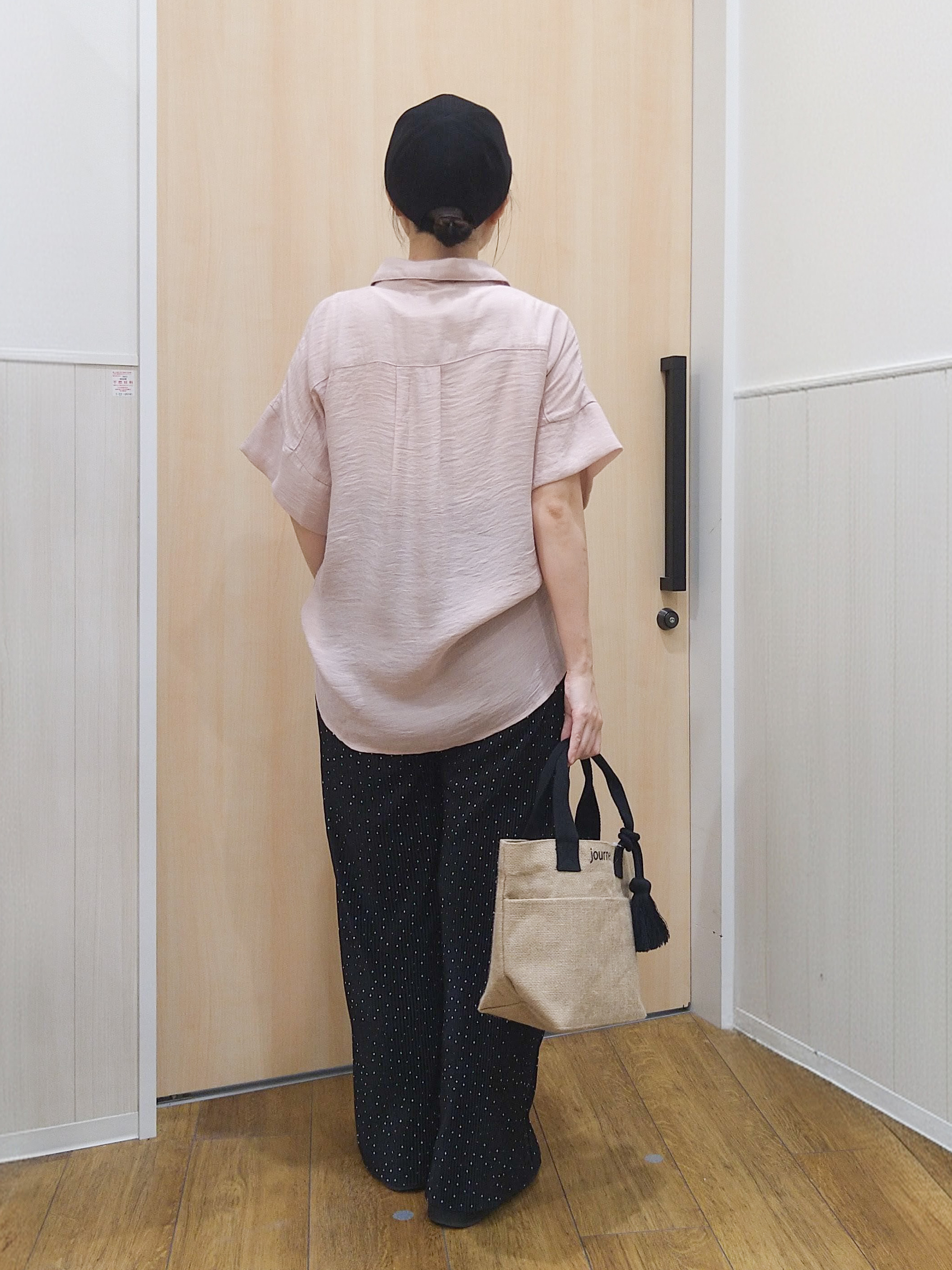 たぐちゃんさんの「SHOO･LA･RUE｜【2点セット/S-LL/洗濯機可】時短でコーデ決まる スラブスキッパーシャツ＋タンクトップ」を使ったコーディネート