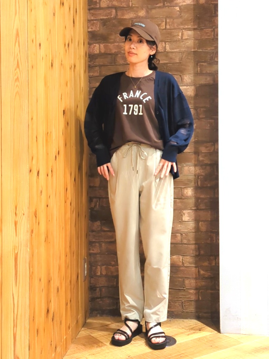 massuさんの「SHOO･LA･RUE｜【洗濯機可/S-LL】涼し気な透け感 日差し冷房対策に シアーボーダーカーディガン」を使ったコーディネート