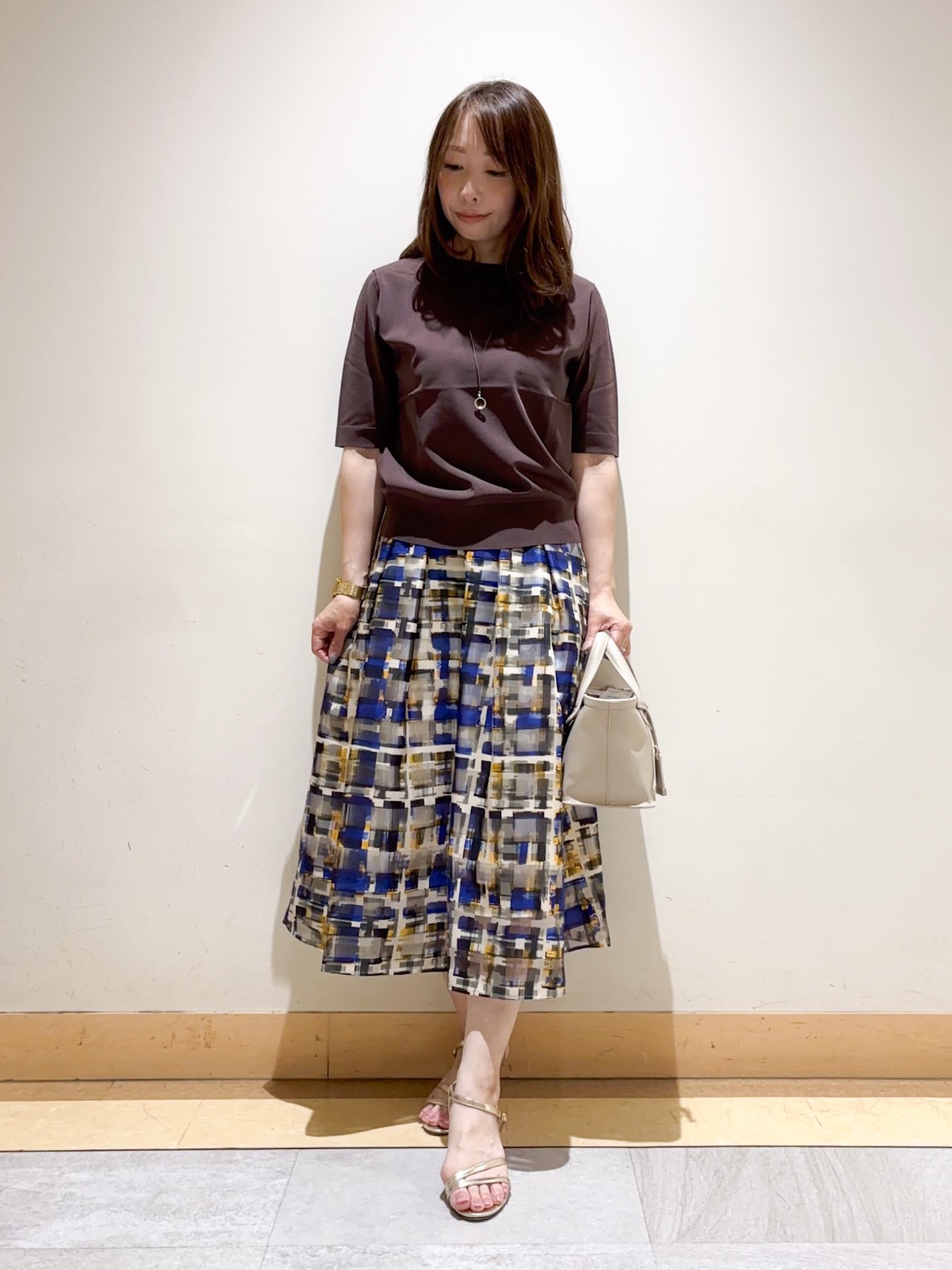 sattoさんの「UNTITLED｜【アンサンブル可/上品な清涼感】コンパクト5分袖ニット」を使ったコーディネート