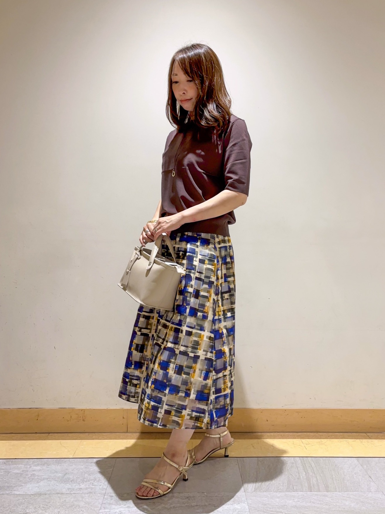sattoさんの「UNTITLED｜【アンサンブル可/上品な清涼感】コンパクト5分袖ニット」を使ったコーディネート
