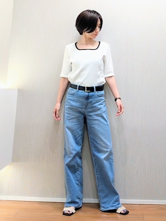 ミズタさんの「UNTITLED｜ストライプシャツ」を使ったコーディネート