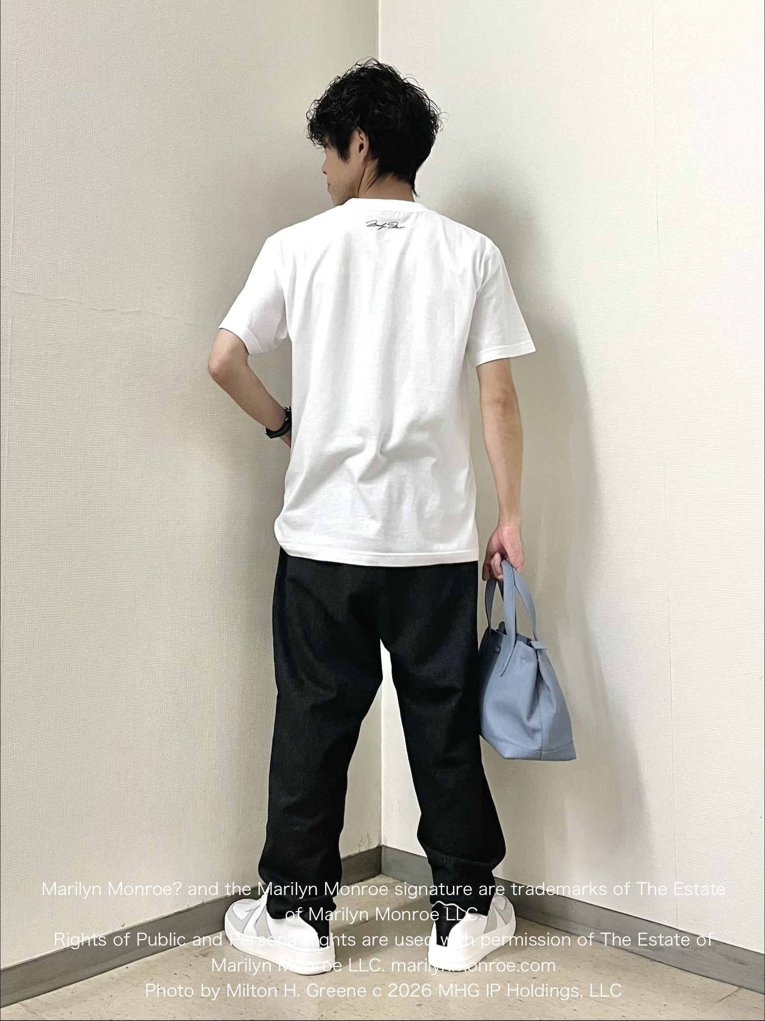 URAさんの「TAKEO KIKUCHI｜【別注】マリリン・モンロー/フォトTシャツ」を使ったコーディネート