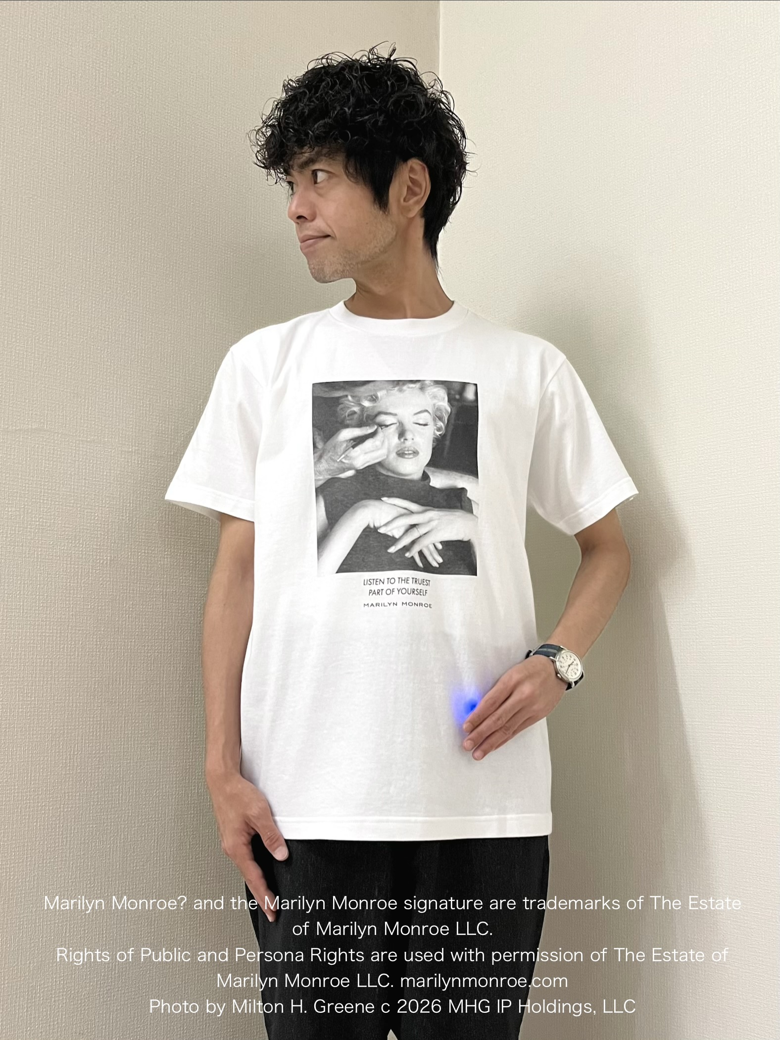 URAさんの「TAKEO KIKUCHI｜【別注】マリリン・モンロー/フォトTシャツ」を使ったコーディネート