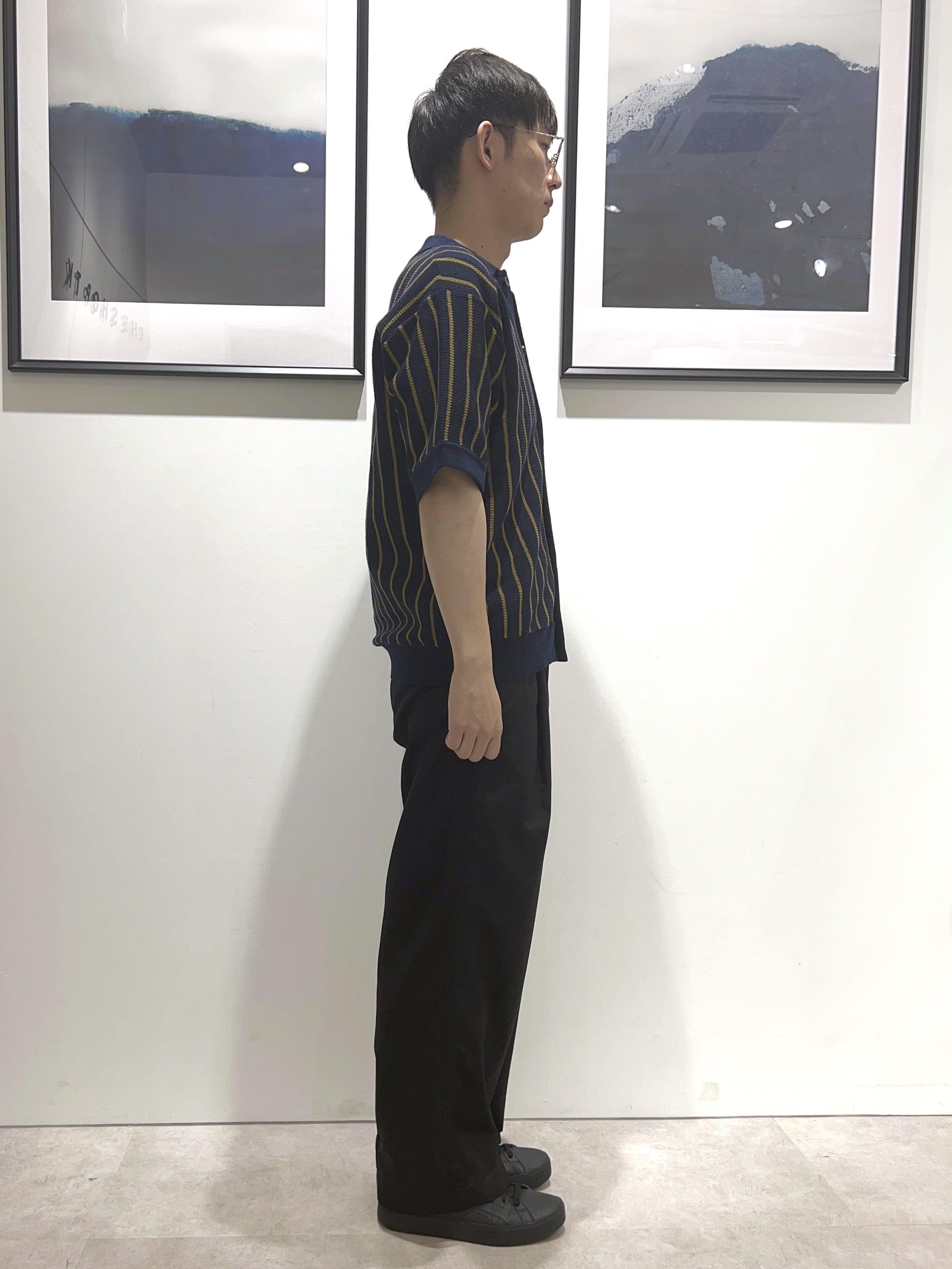 。さんの「THE SHOP TK｜【マシンウォッシャブル】ニットストライプ半袖シャツ」を使ったコーディネート