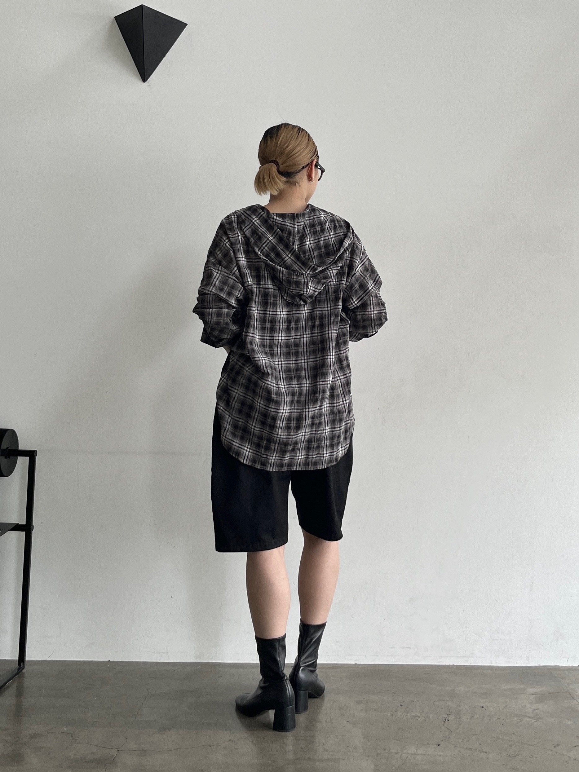 Harukaさんの「INDIVI｜フード付 シアーチェックシャツ」を使ったコーディネート