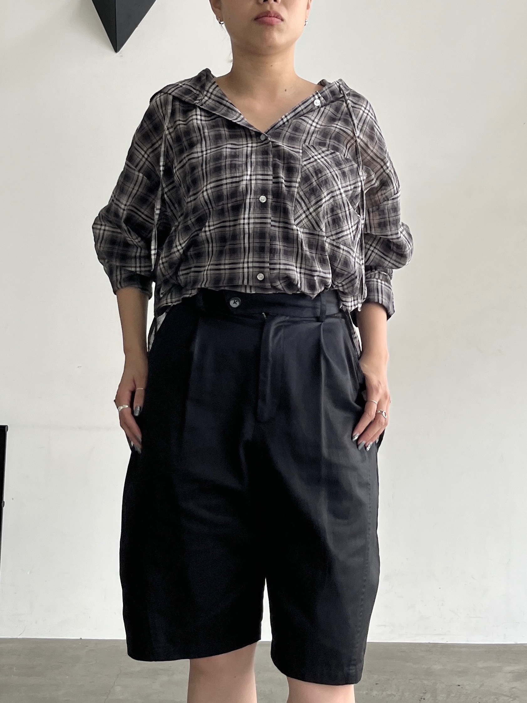 Harukaさんの「INDIVI｜フード付 シアーチェックシャツ」を使ったコーディネート