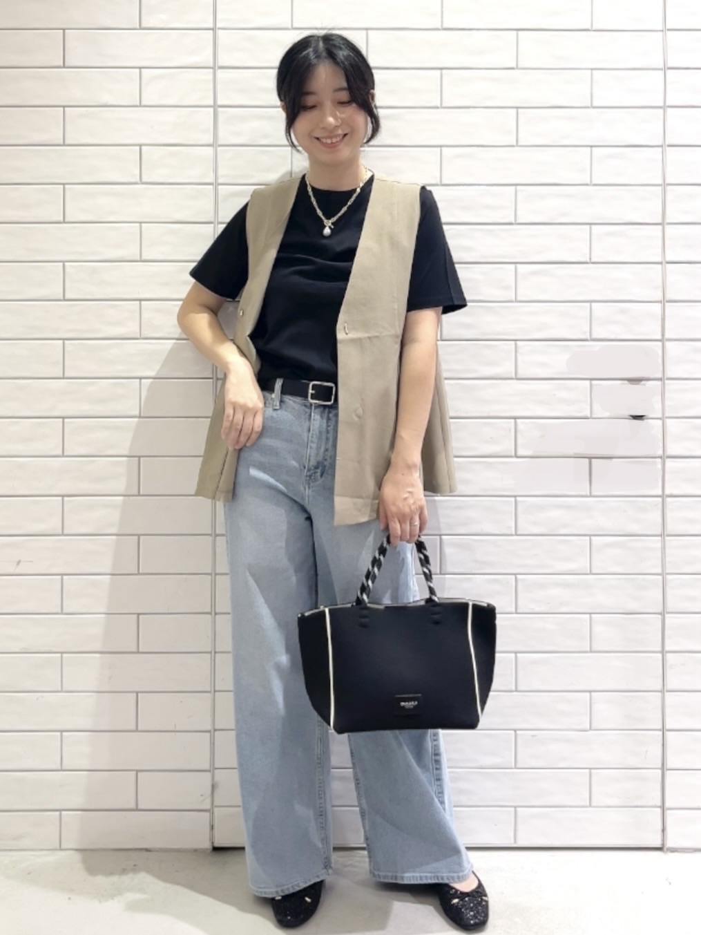しおりさんの「OPAQUE.CLIP｜ベーシックTシャツ／オーガニックコットン混【洗濯機OK】」を使ったコーディネート