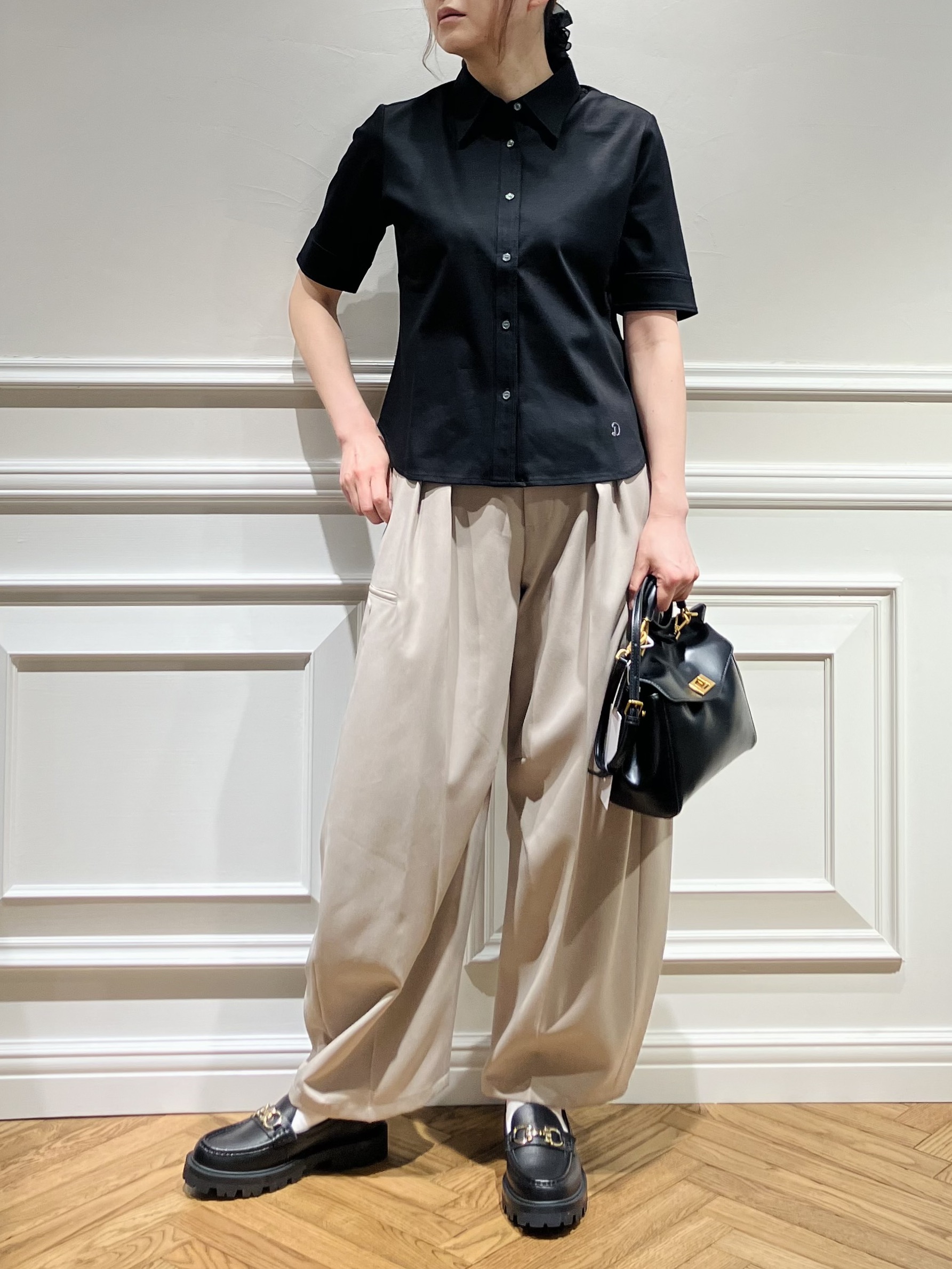 TSUKUIさんの「DRESSTERIOR｜【接触冷感／抗菌防臭／消臭】ICE CLEAR COTTON ハーフスリーブシャツ」を使ったコーディネート
