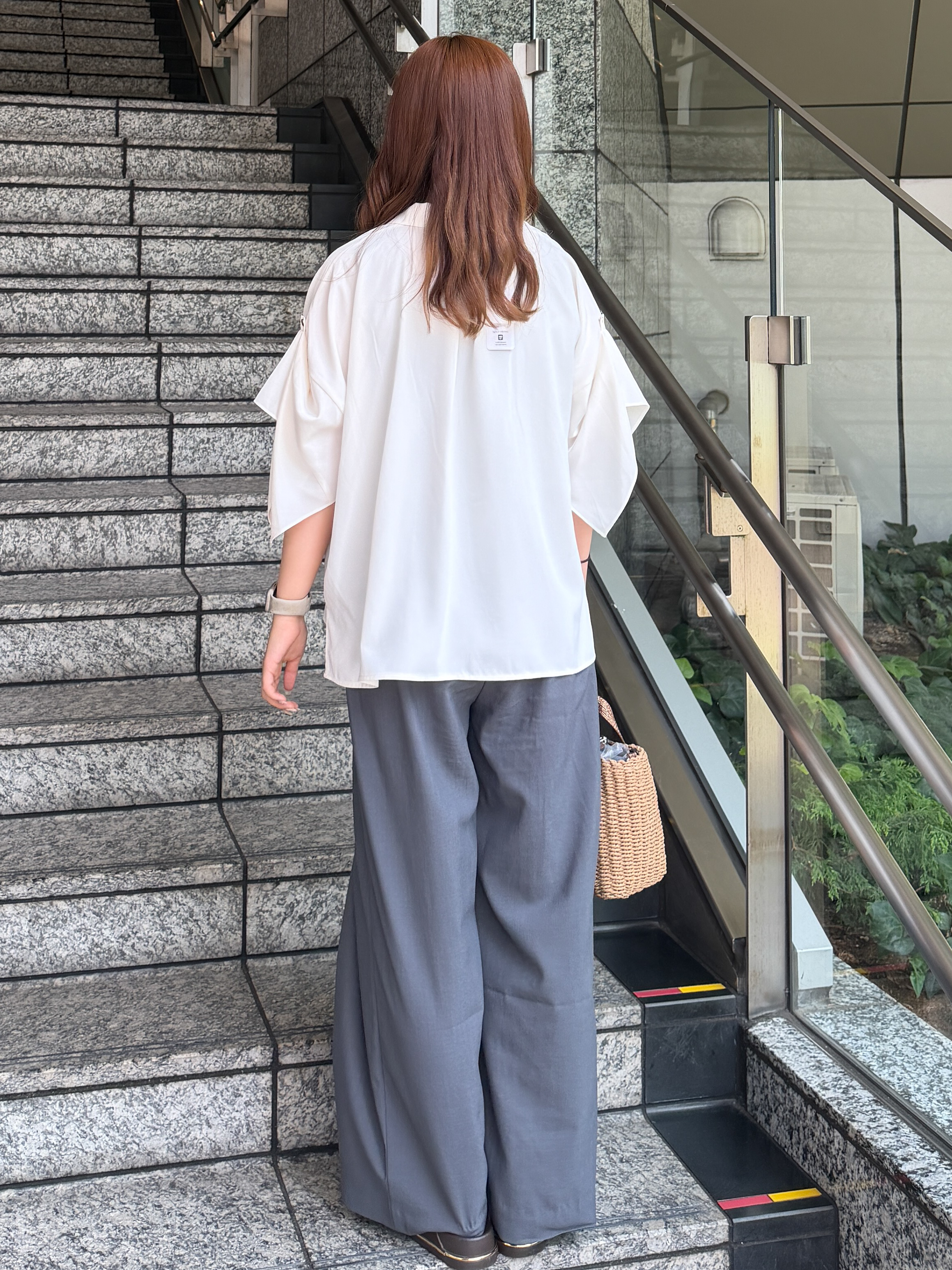 HANNAさんの「OPAQUE.CLIP｜【UV／接触冷感／吸水速乾／】タックスリーブスキッパーブラウス《洗濯機OK》」を使ったコーディネート