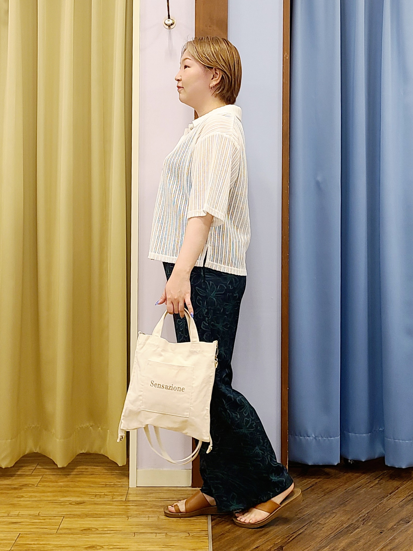Chiiさんの「SHOO･LA･RUE｜【洗濯機可/S-LL】軽やかで涼しげな 透かしレース風前開きシャツ」を使ったコーディネート