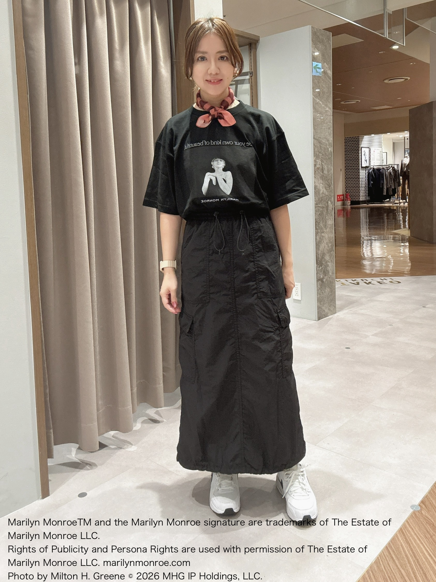 hanechanさんの「TAKEO KIKUCHI｜【別注】マリリン・モンロー/フォトTシャツ」を使ったコーディネート