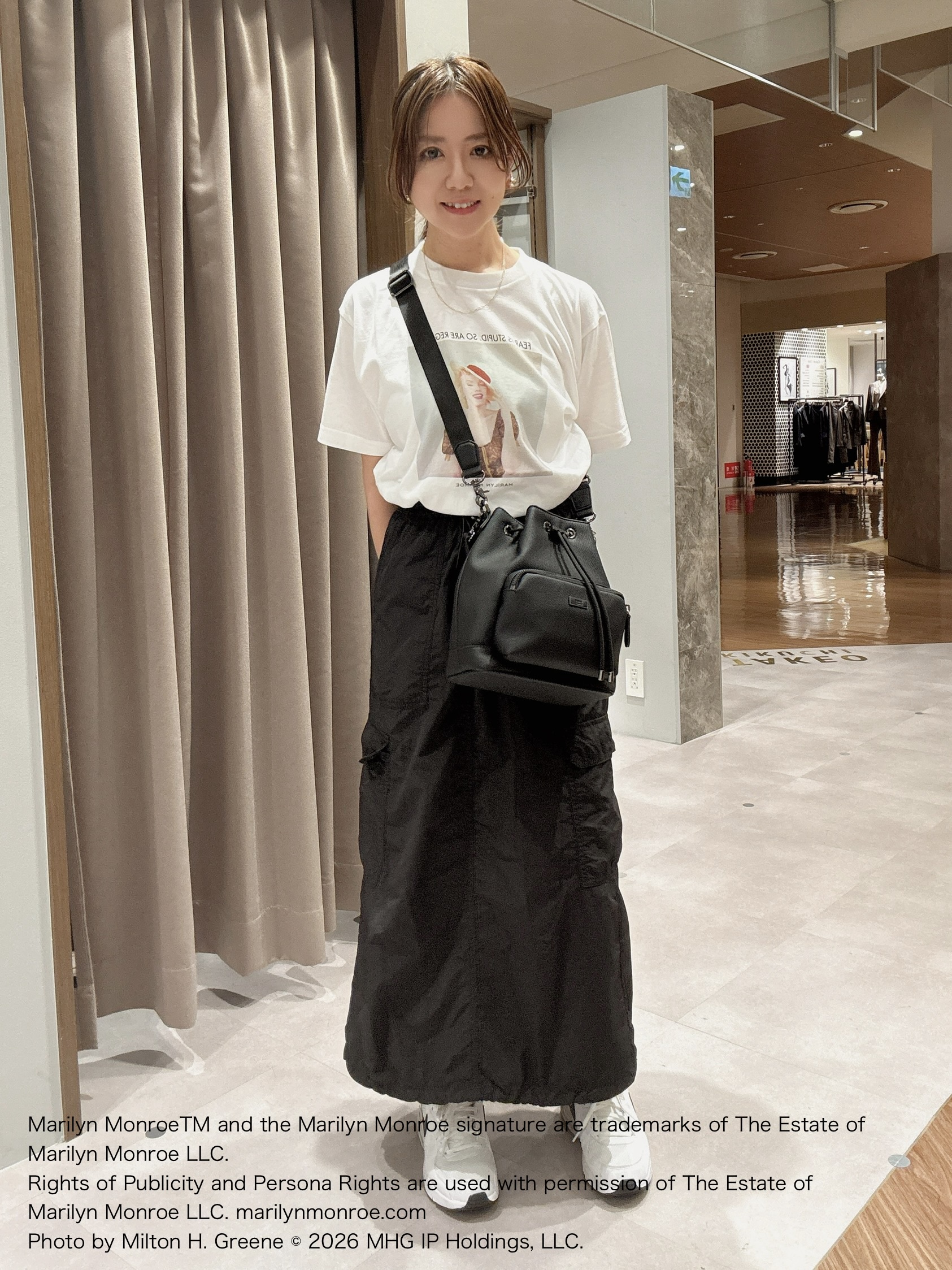 hanechanさんの「TAKEO KIKUCHI｜【別注】マリリン・モンロー/フォトTシャツ」を使ったコーディネート