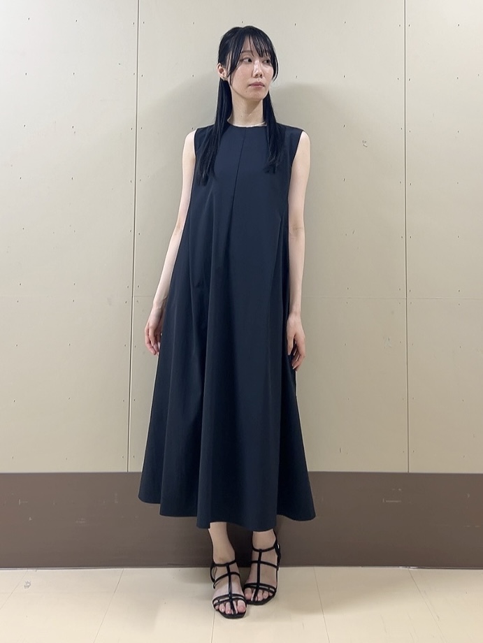 sechiさんの「UNTITLED｜【すっきりコンパクト】ドライタッチ5分袖カーディガン」を使ったコーディネート