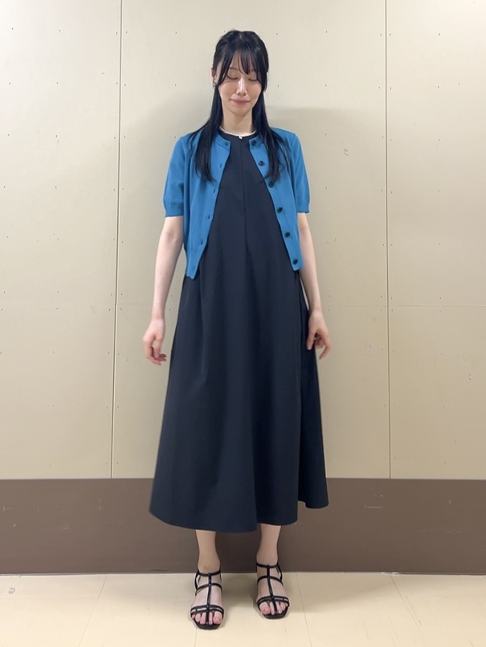 sechiさんの「UNTITLED｜【すっきりコンパクト】ドライタッチ5分袖カーディガン」を使ったコーディネート