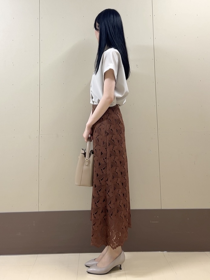 sechiさんの「UNTITLED｜【セットアップ可/通気性/UVカット】エアリークールブラウス」を使ったコーディネート