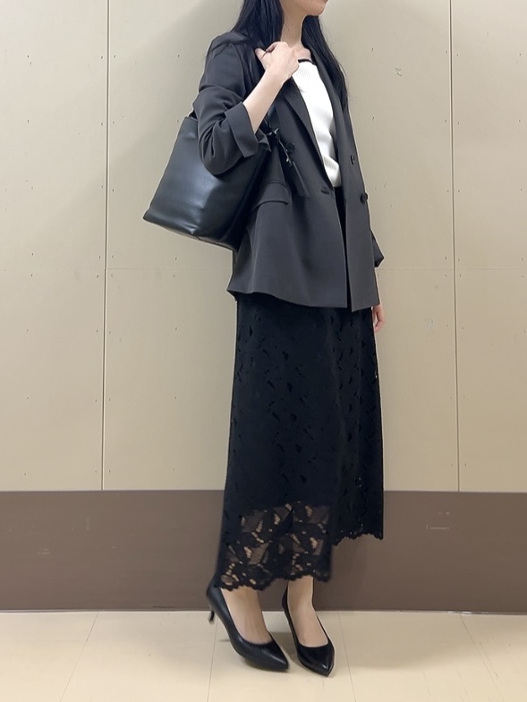 sechiさんの「UNTITLED｜【新色追加/セットアップ可】エアリー ダブルブレストジャケット」を使ったコーディネート