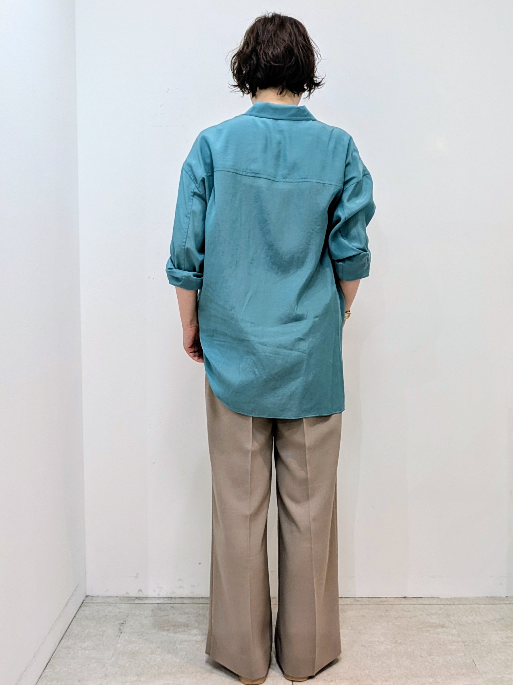 いこさんの「UNTITLED｜シルキータッチシアーシャツ」を使ったコーディネート