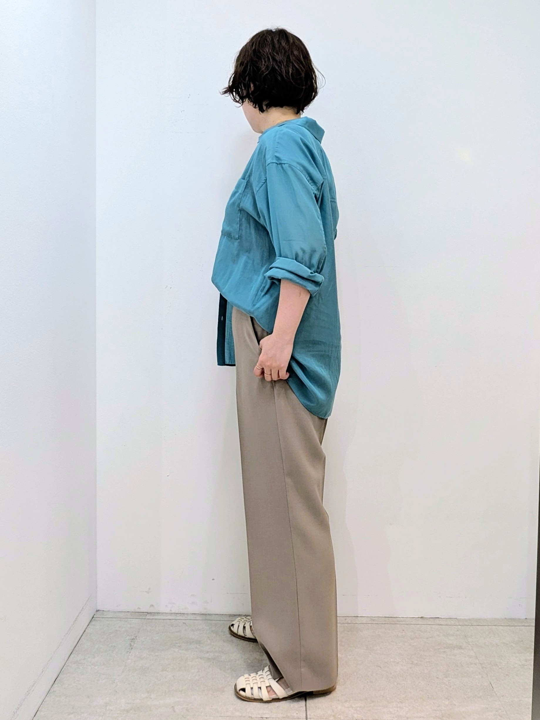 いこさんの「UNTITLED｜シルキータッチシアーシャツ」を使ったコーディネート