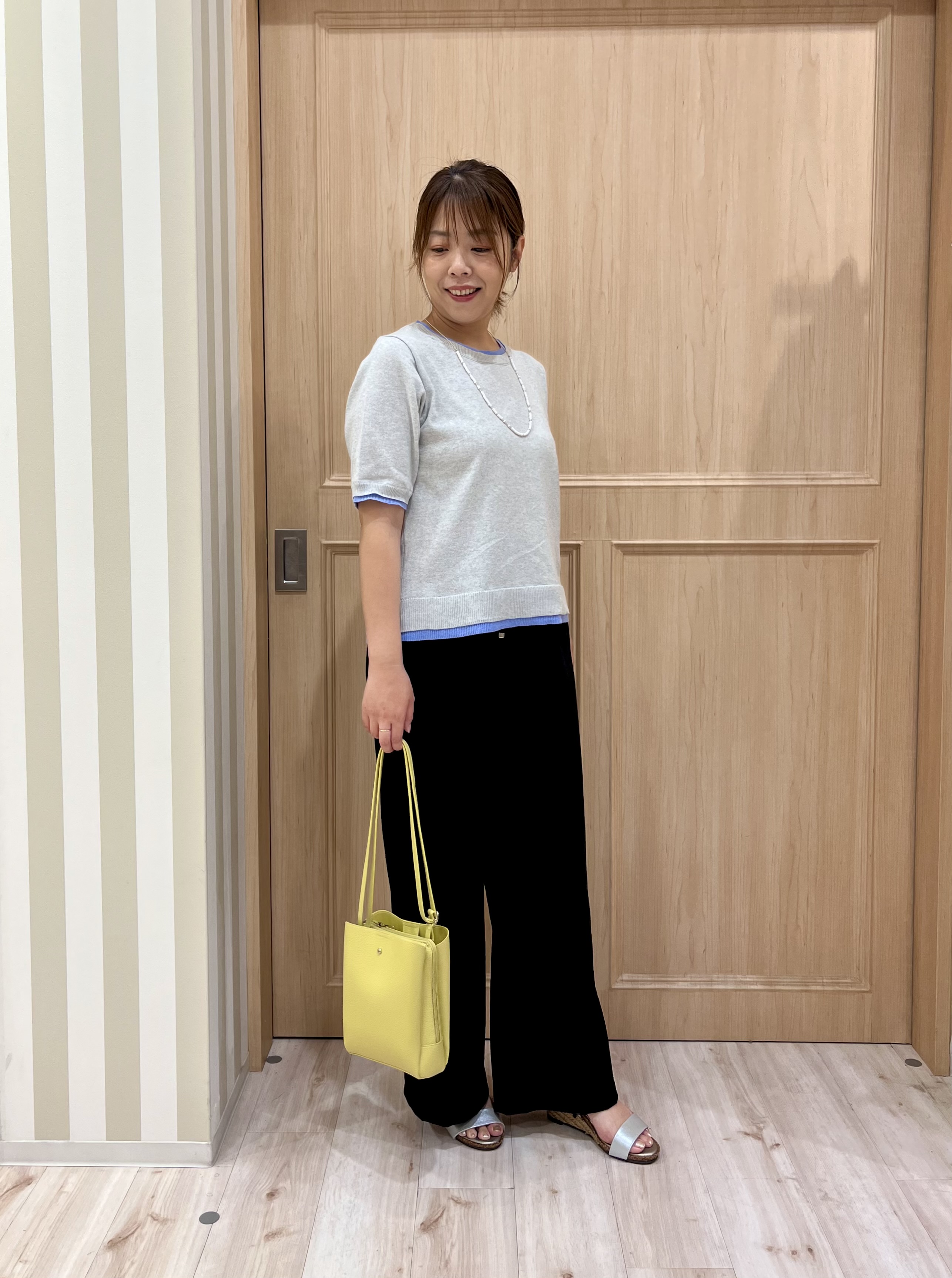 Kyokoさんの「SHOO･LA･RUE｜【二の腕隠れる/コットン混】配色使いで差がつく 洗える五分袖ニット」を使ったコーディネート