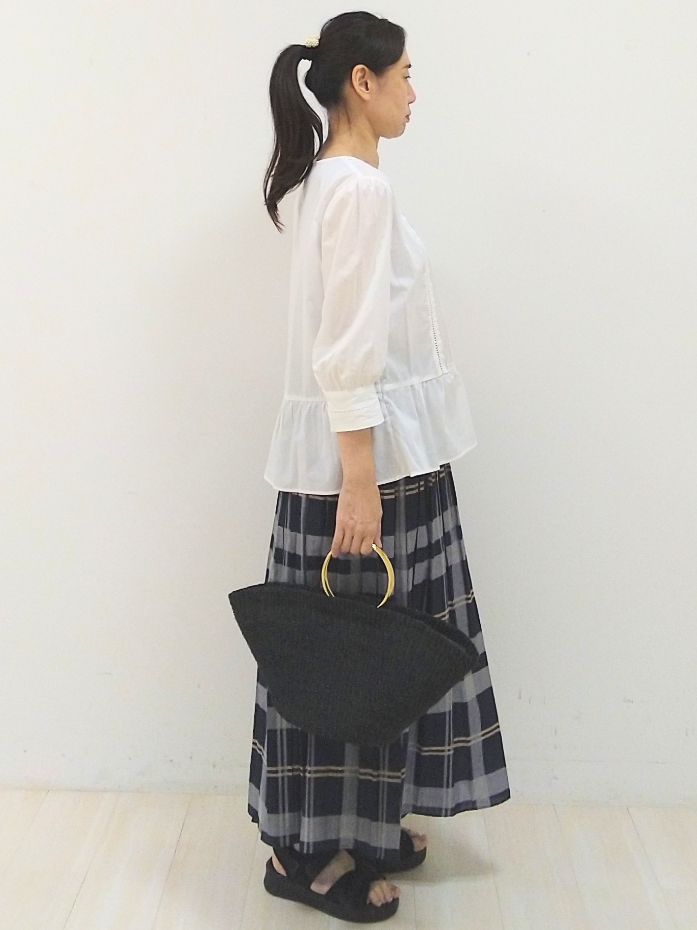 SANAさんの「Reflect｜【手洗い可】ピンタックレースブラウス」を使ったコーディネート