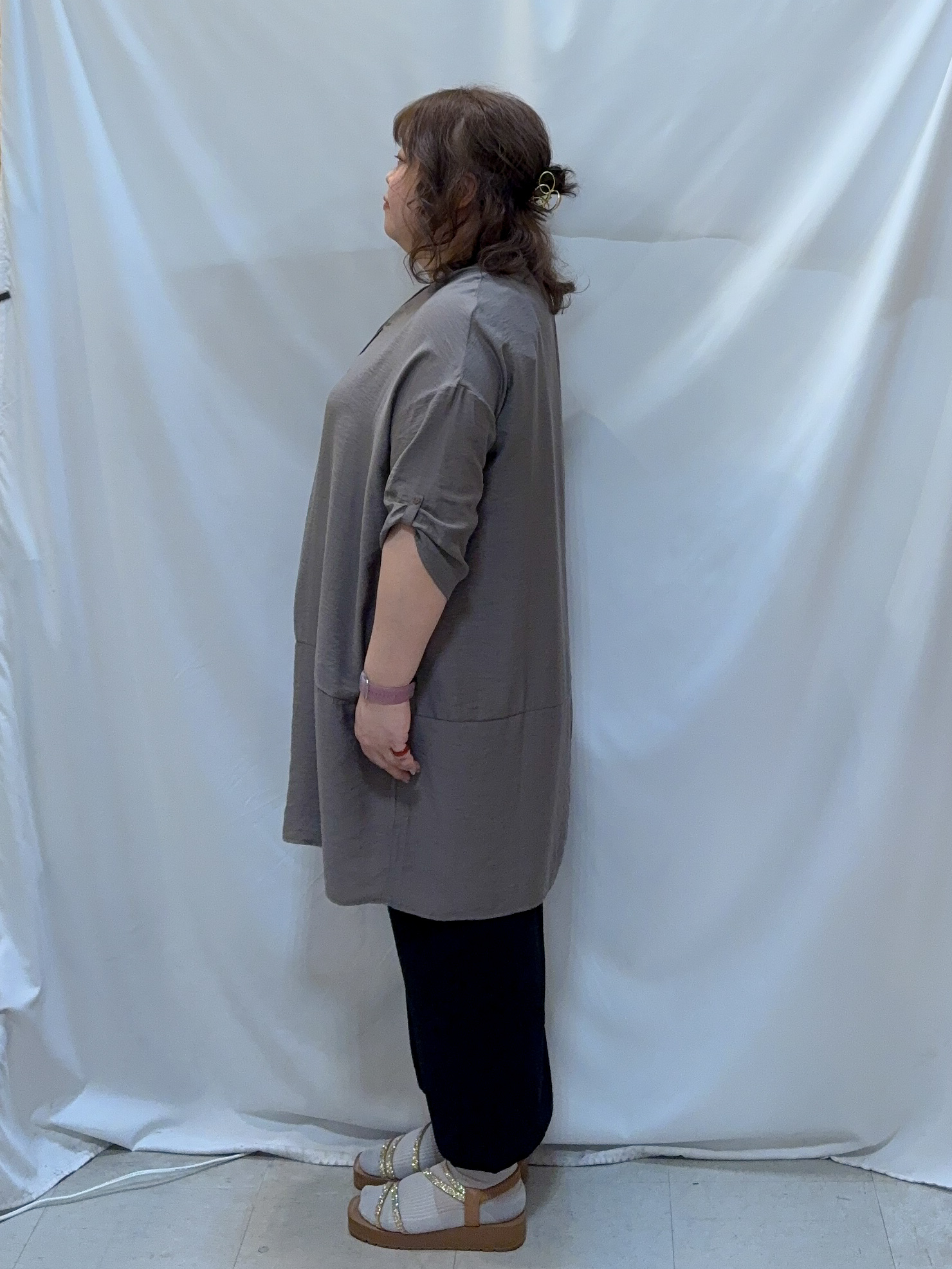 kotoさんさんの「SHOO･LA･RUE｜【ひんやり/S-LL/洗濯後しわになりにくい】体型カバーにも ゆるっとリラックスチュニック」を使ったコーディネート