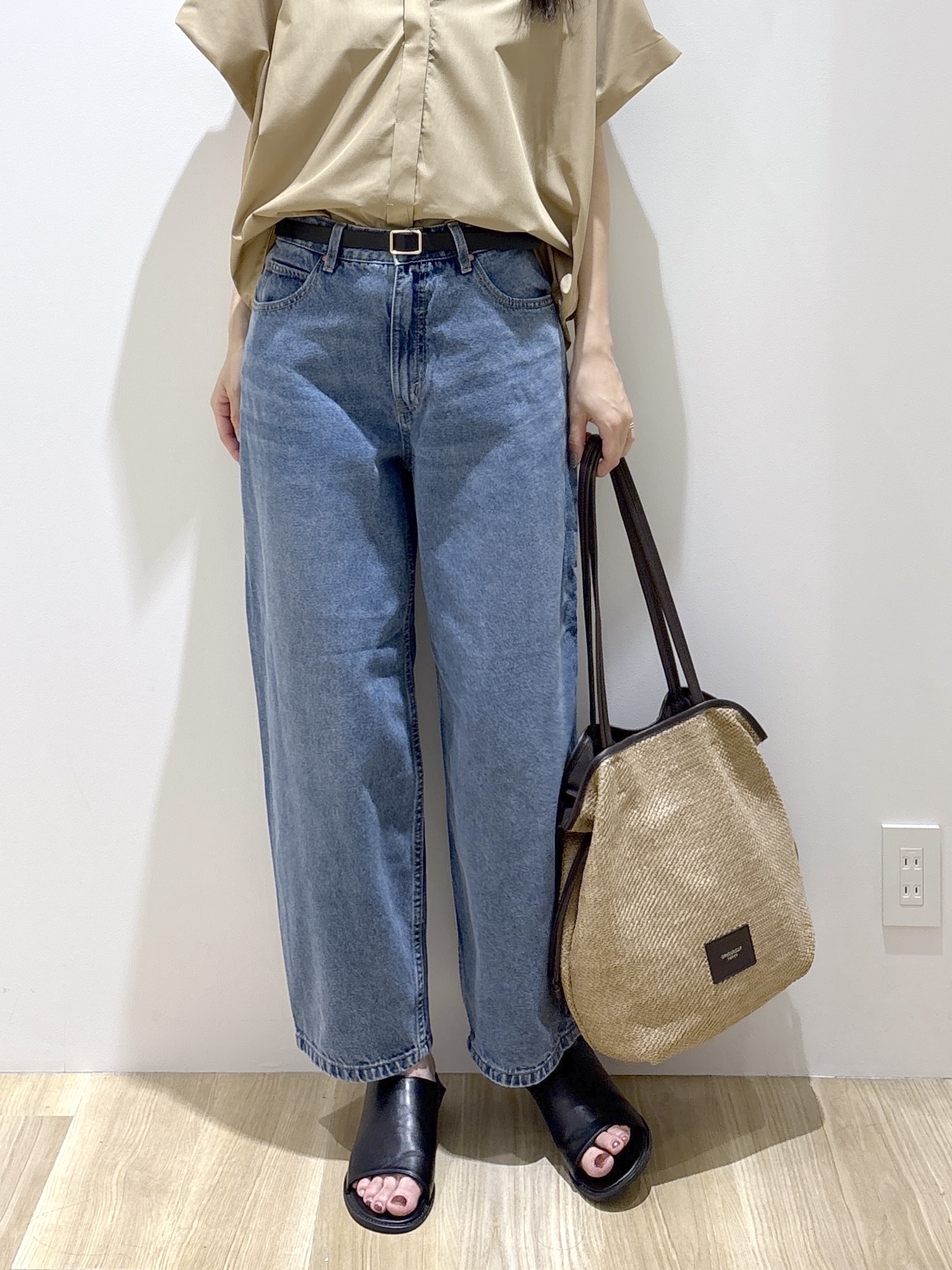 sachikoさんの「OPAQUE.CLIP｜タックニュアンスフォルムシャツ【洗濯機OK】」を使ったコーディネート