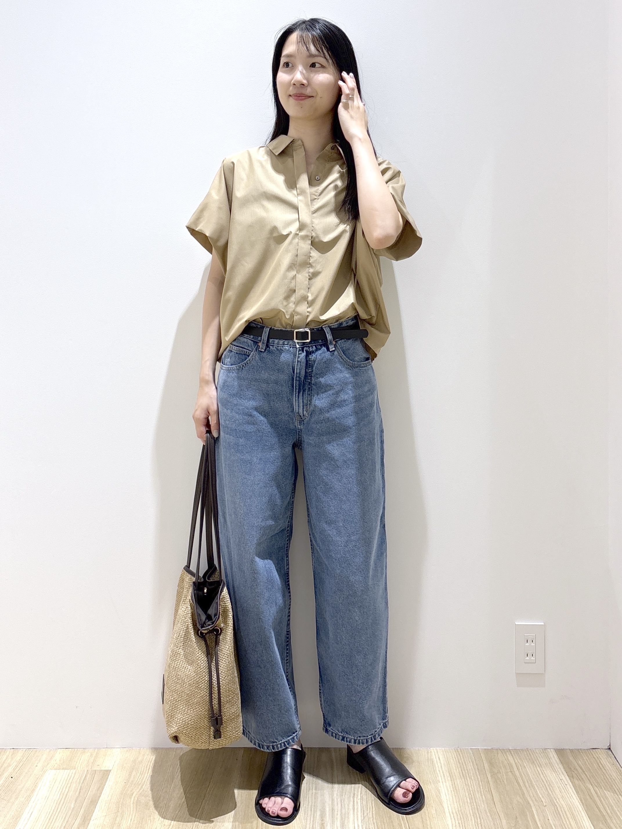 sachikoさんの「OPAQUE.CLIP｜タックニュアンスフォルムシャツ【洗濯機OK】」を使ったコーディネート
