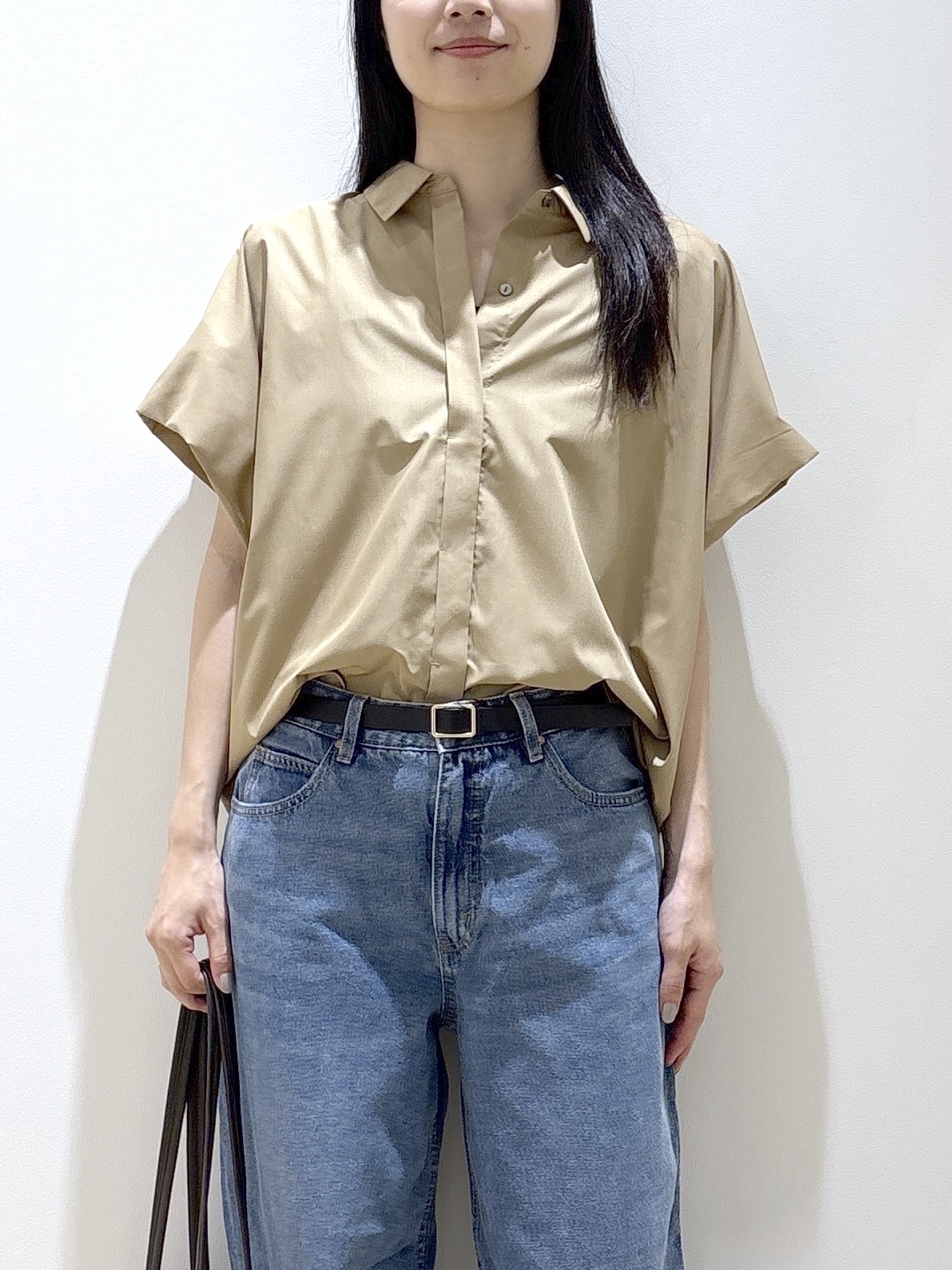 sachikoさんの「OPAQUE.CLIP｜タックニュアンスフォルムシャツ【洗濯機OK】」を使ったコーディネート