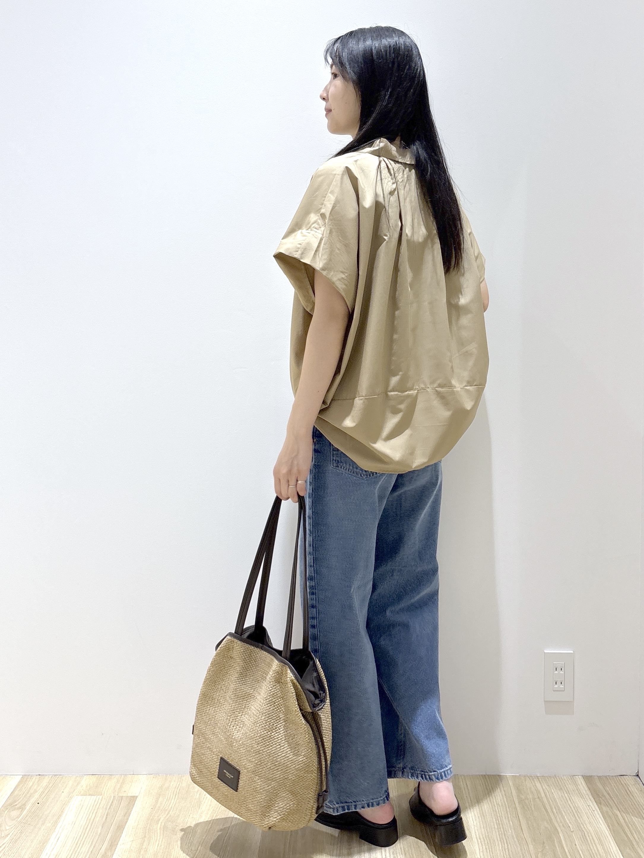 sachikoさんの「OPAQUE.CLIP｜タックニュアンスフォルムシャツ【洗濯機OK】」を使ったコーディネート