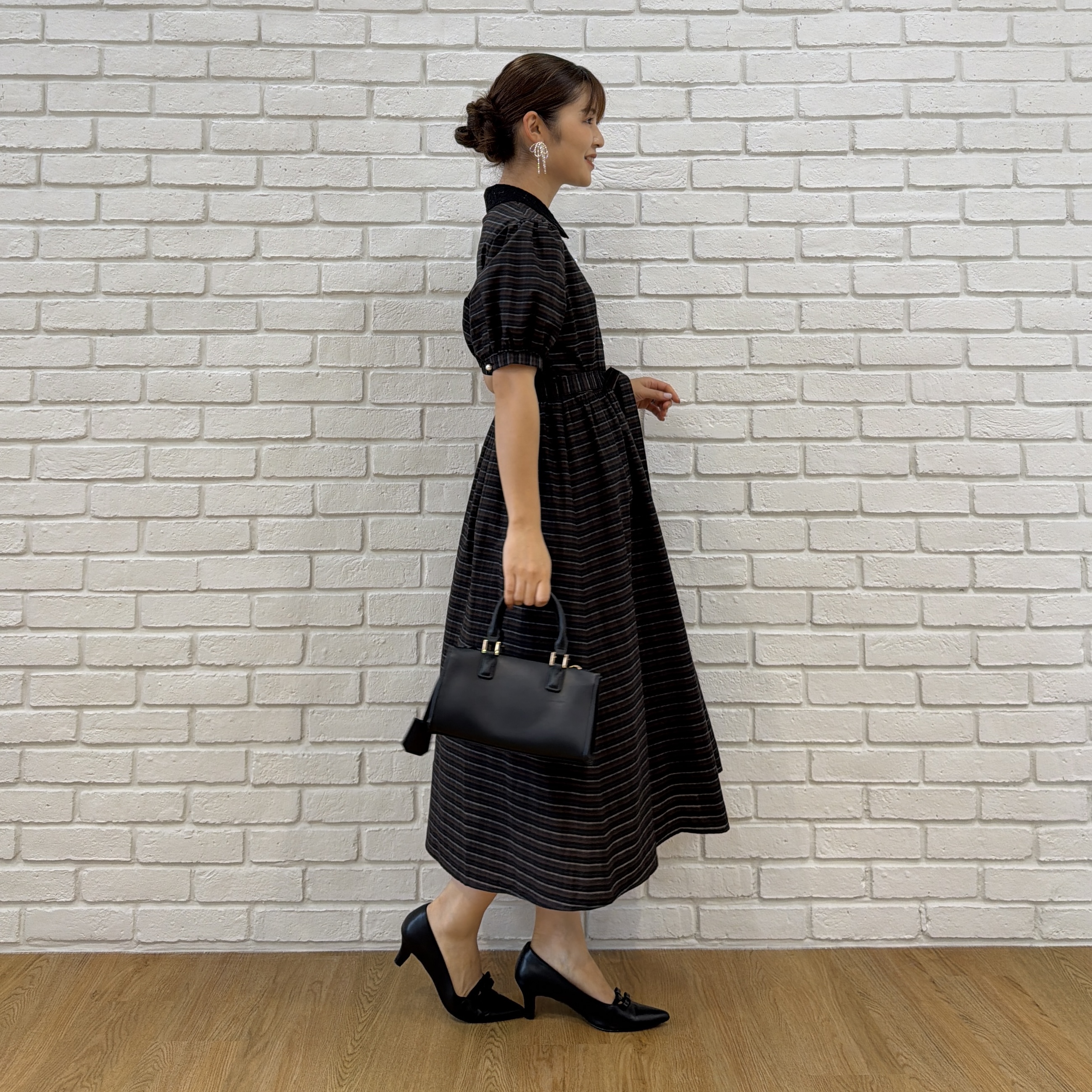 makiさんの「Couture brooch｜大人の甘辛バランス チェック柄ワンピース」を使ったコーディネート