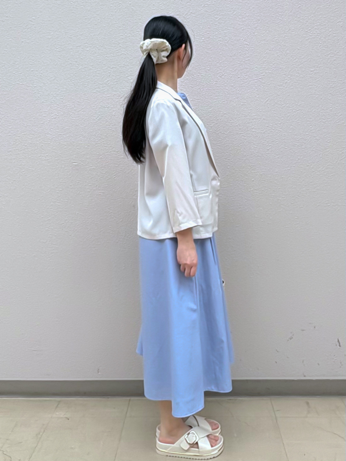 Izuさんの「index｜【接触冷感／防シワ】ひんやり7分袖テーラードジャケット《洗濯機OK》」を使ったコーディネート