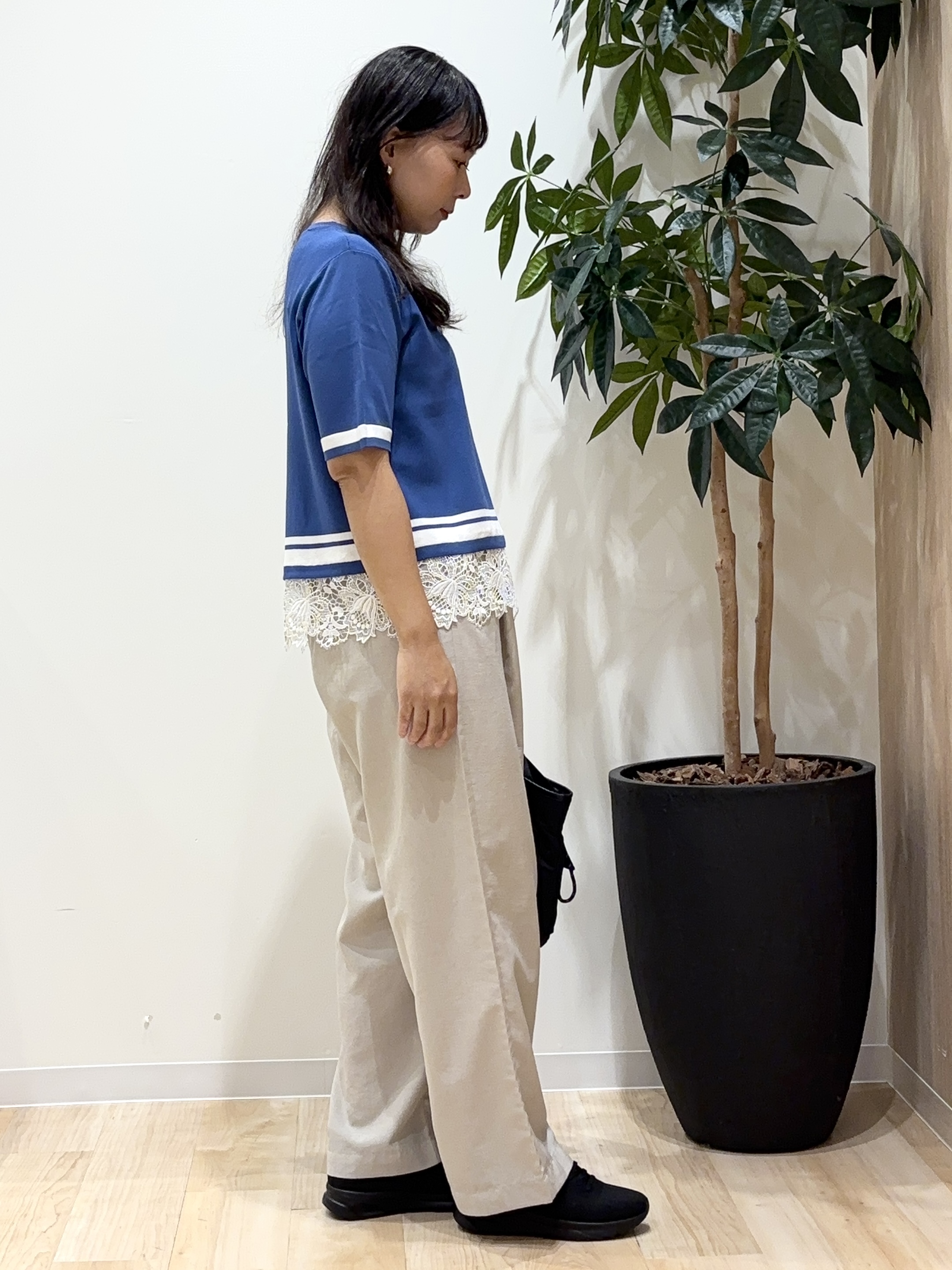 miraiさんの「grove｜【シリーズ累計36万枚／UVカット・ひんやり・洗濯機OK】やわらかドライタッチレースドッキングニット」を使ったコーディネート