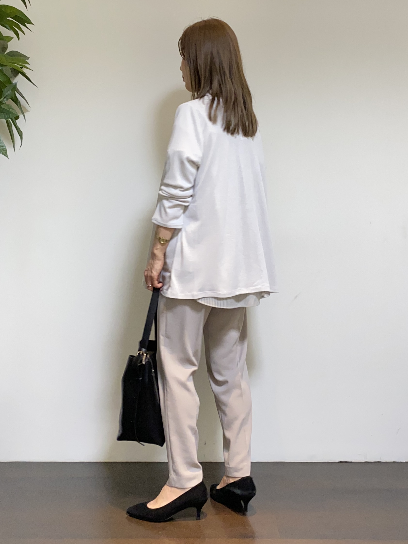 tomoさんの「UNTITLED｜【接触冷感/UVカット/遮熱機能】フライスジャージカーディガン」を使ったコーディネート