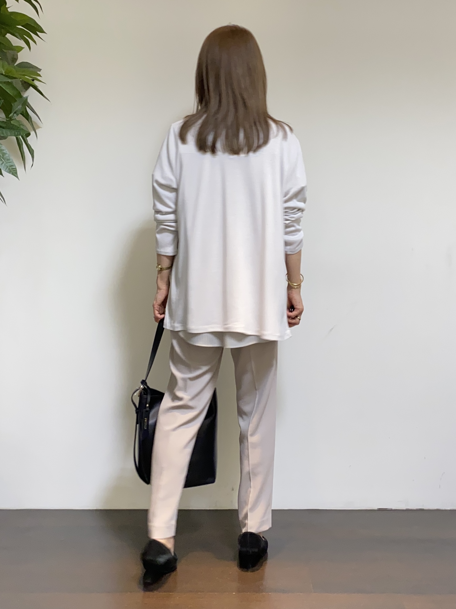 tomoさんの「UNTITLED｜【接触冷感/UVカット/遮熱機能】フライスジャージカーディガン」を使ったコーディネート