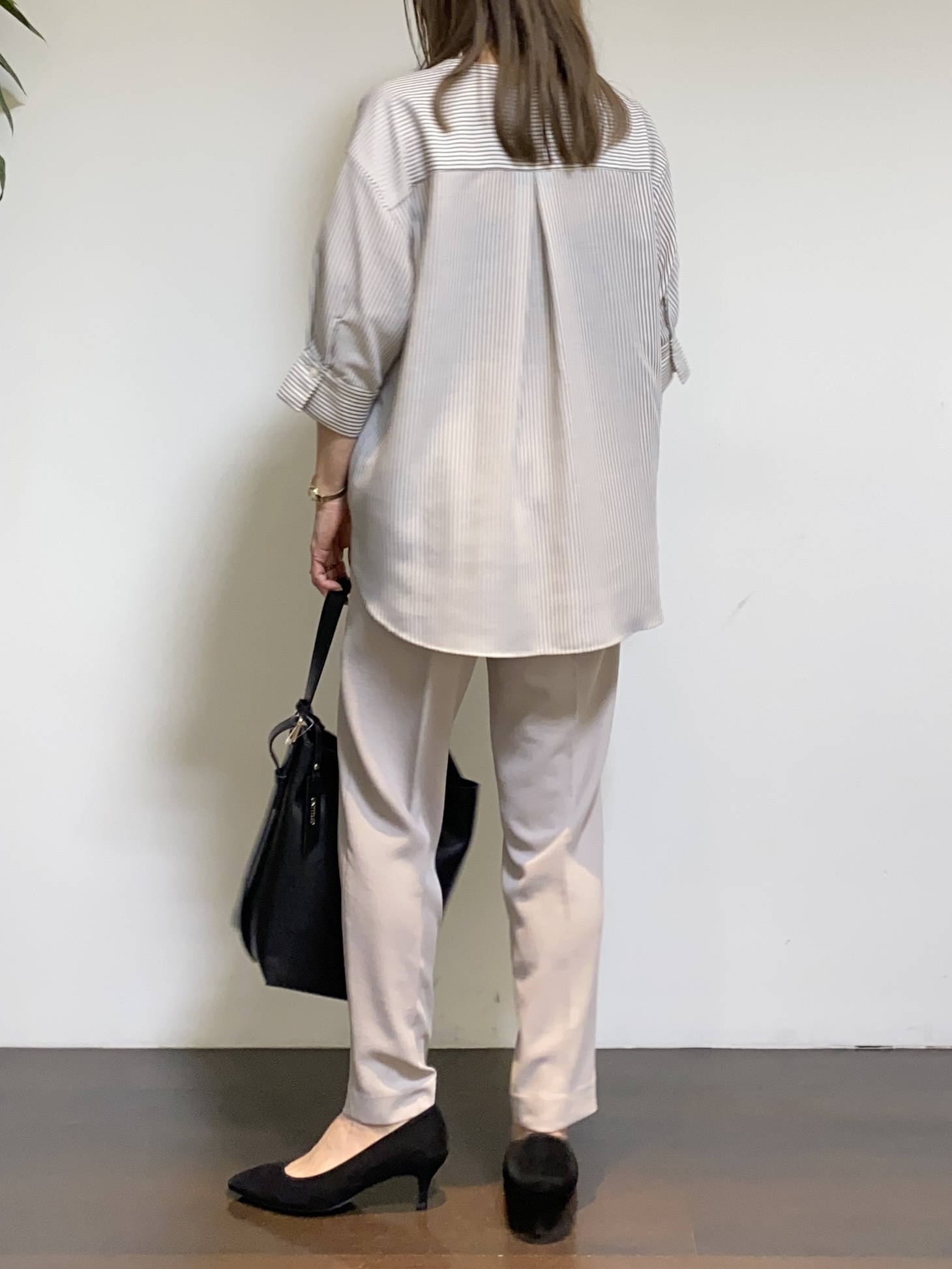 tomoさんの「UNTITLED｜【接触冷感/UVカット/遮熱機能】フライスジャージカーディガン」を使ったコーディネート