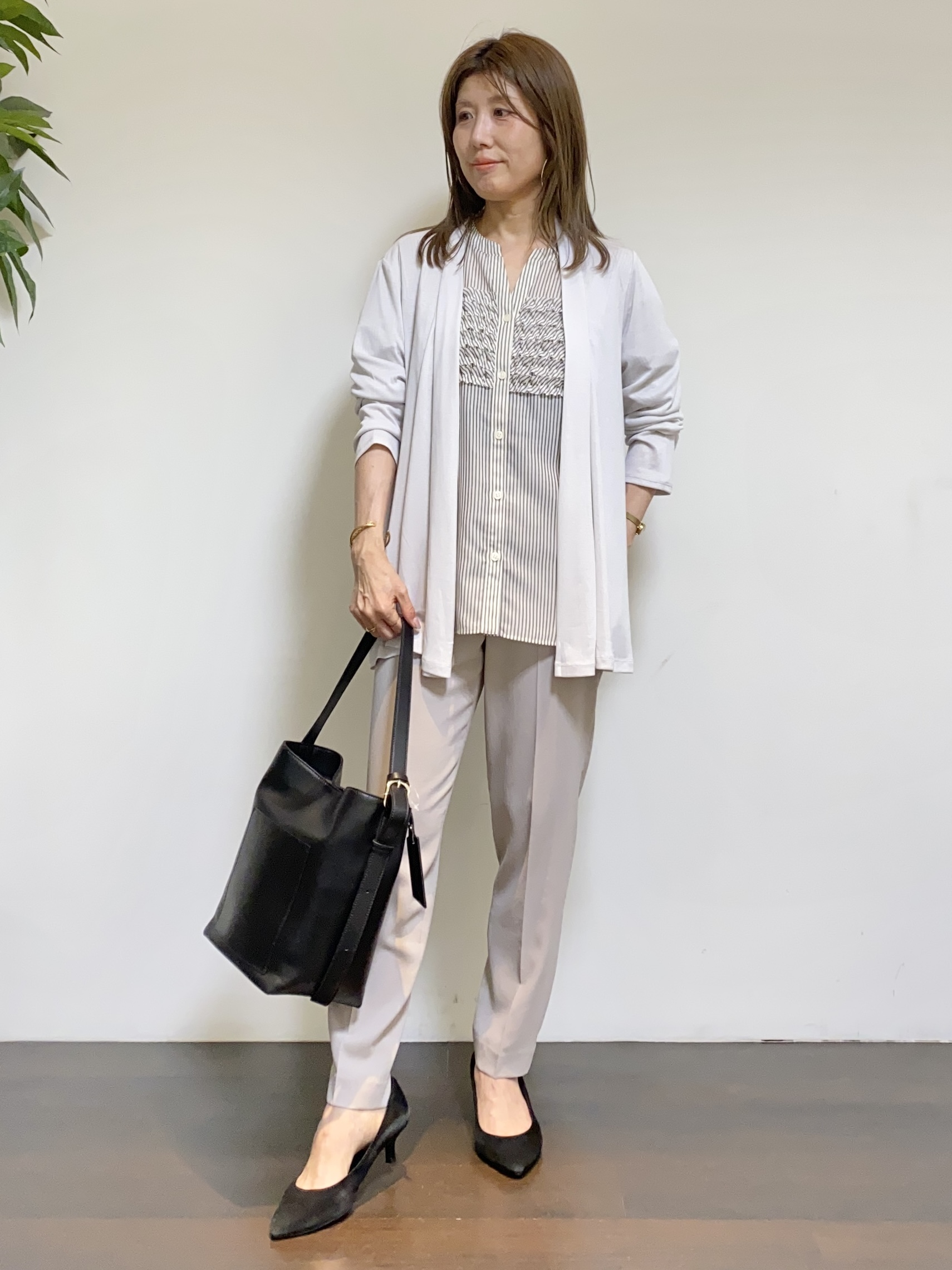 tomoさんの「UNTITLED｜【接触冷感/UVカット/遮熱機能】フライスジャージカーディガン」を使ったコーディネート
