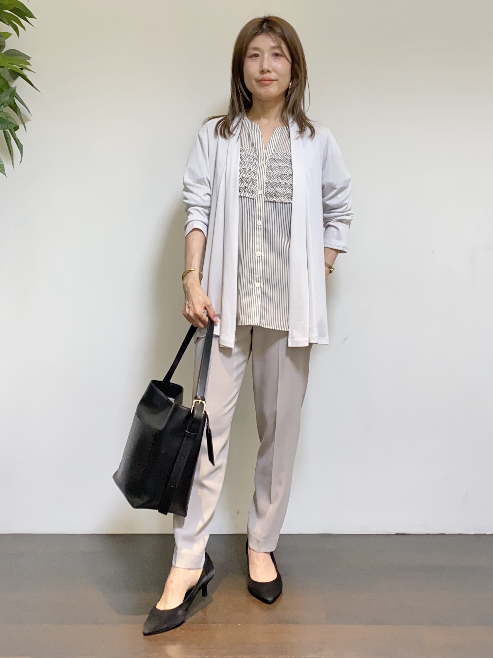 tomoさんの「UNTITLED｜【接触冷感/UVカット/遮熱機能】フライスジャージカーディガン」を使ったコーディネート