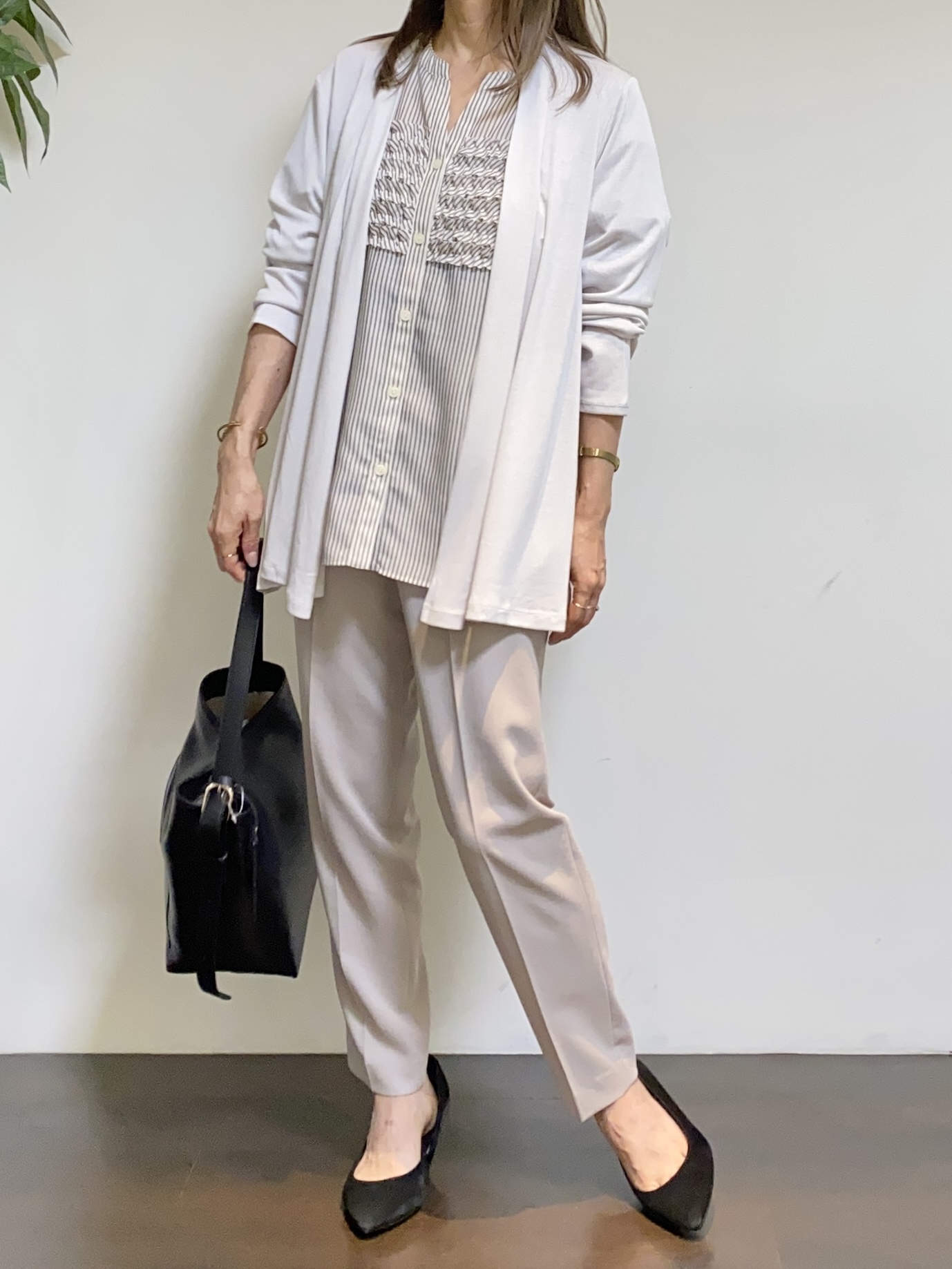 tomoさんの「UNTITLED｜【接触冷感/UVカット/遮熱機能】フライスジャージカーディガン」を使ったコーディネート