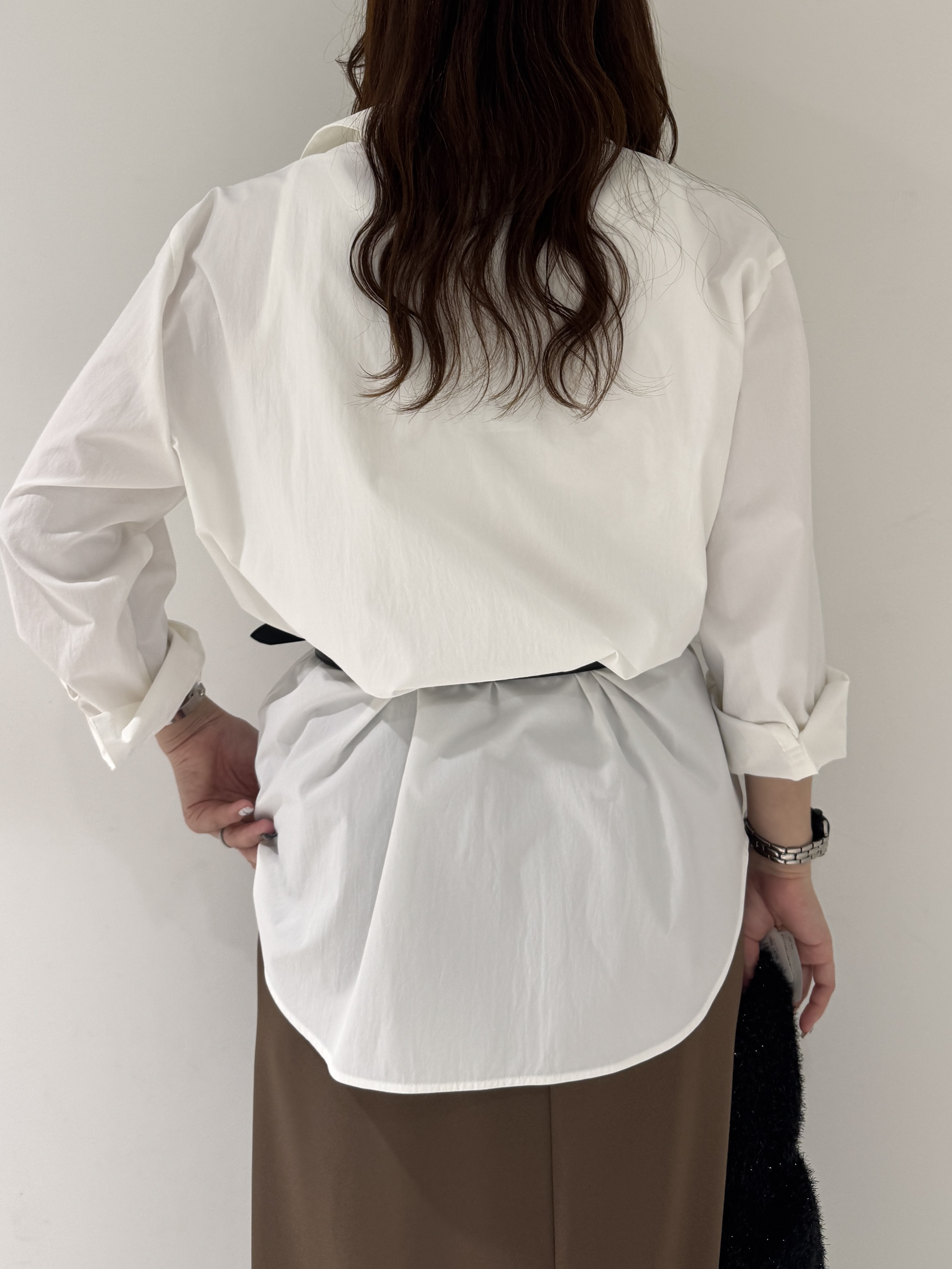 そんさんの「INDIVI｜【UV／接触冷感／高ストレッチ】フロントタックシャツ」を使ったコーディネート