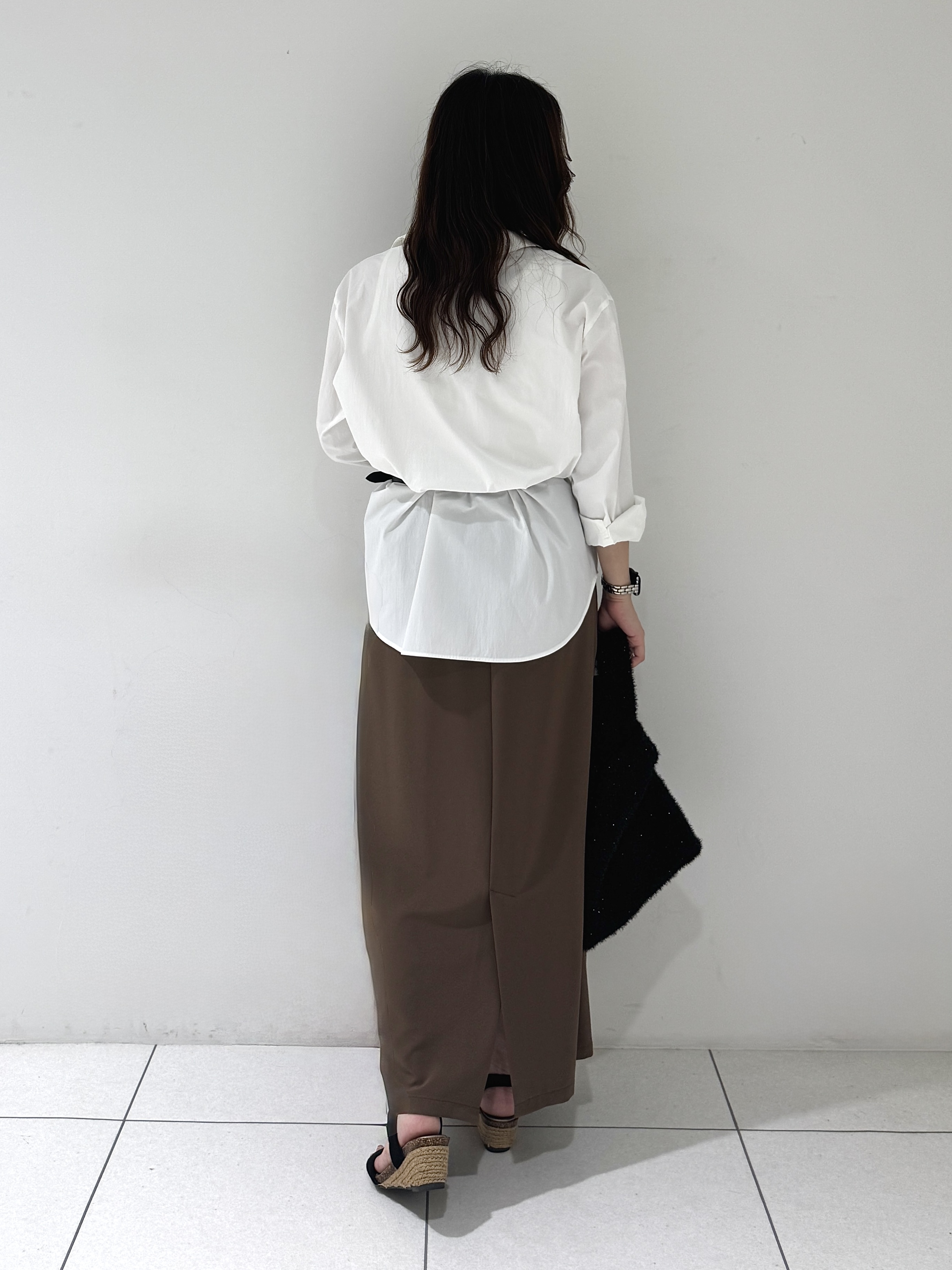 そんさんの「INDIVI｜【UV／接触冷感／高ストレッチ】フロントタックシャツ」を使ったコーディネート