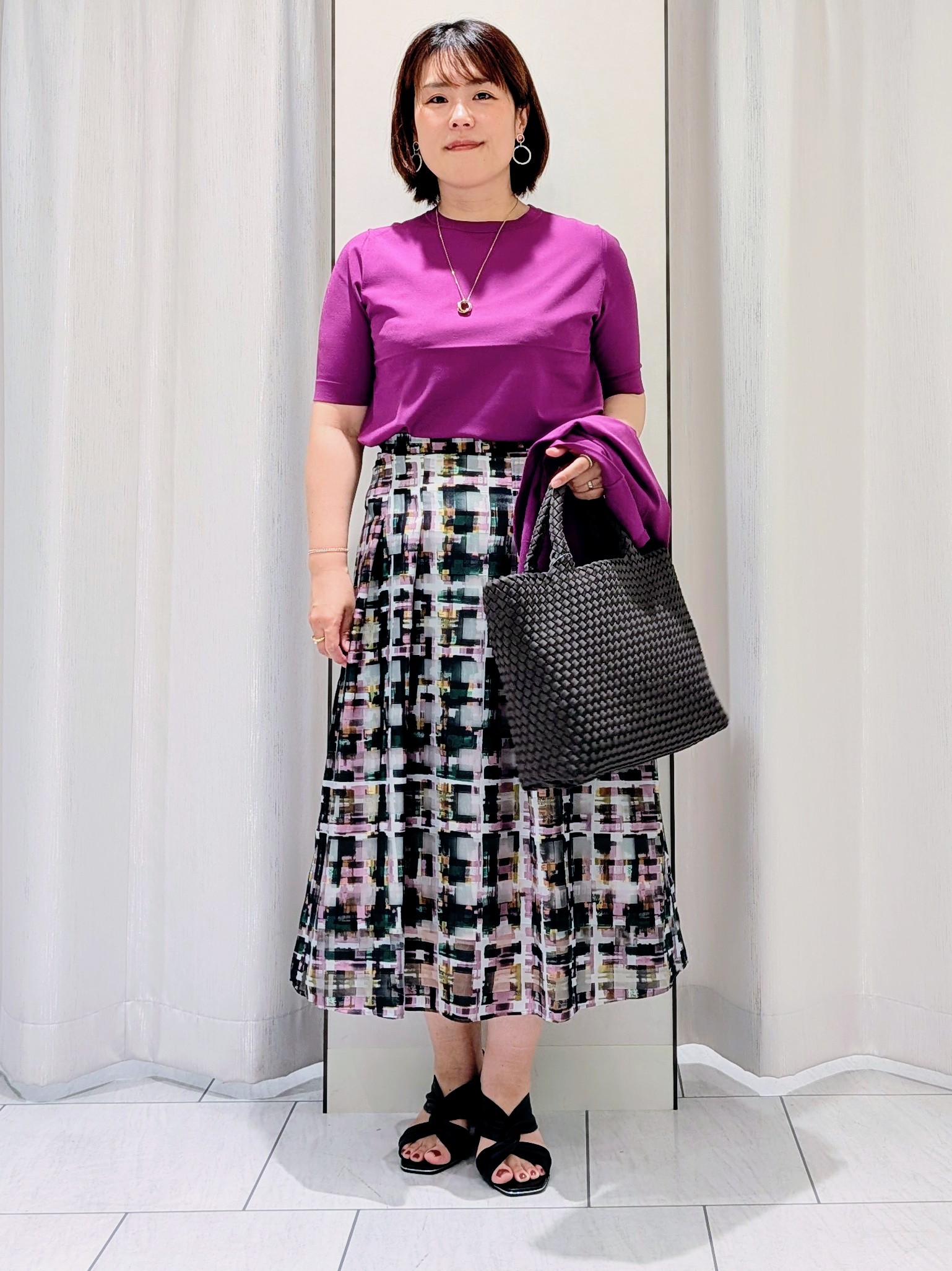 Onumaさんの「UNTITLED｜【アンサンブル可/上品な清涼感】コンパクト5分袖ニット」を使ったコーディネート