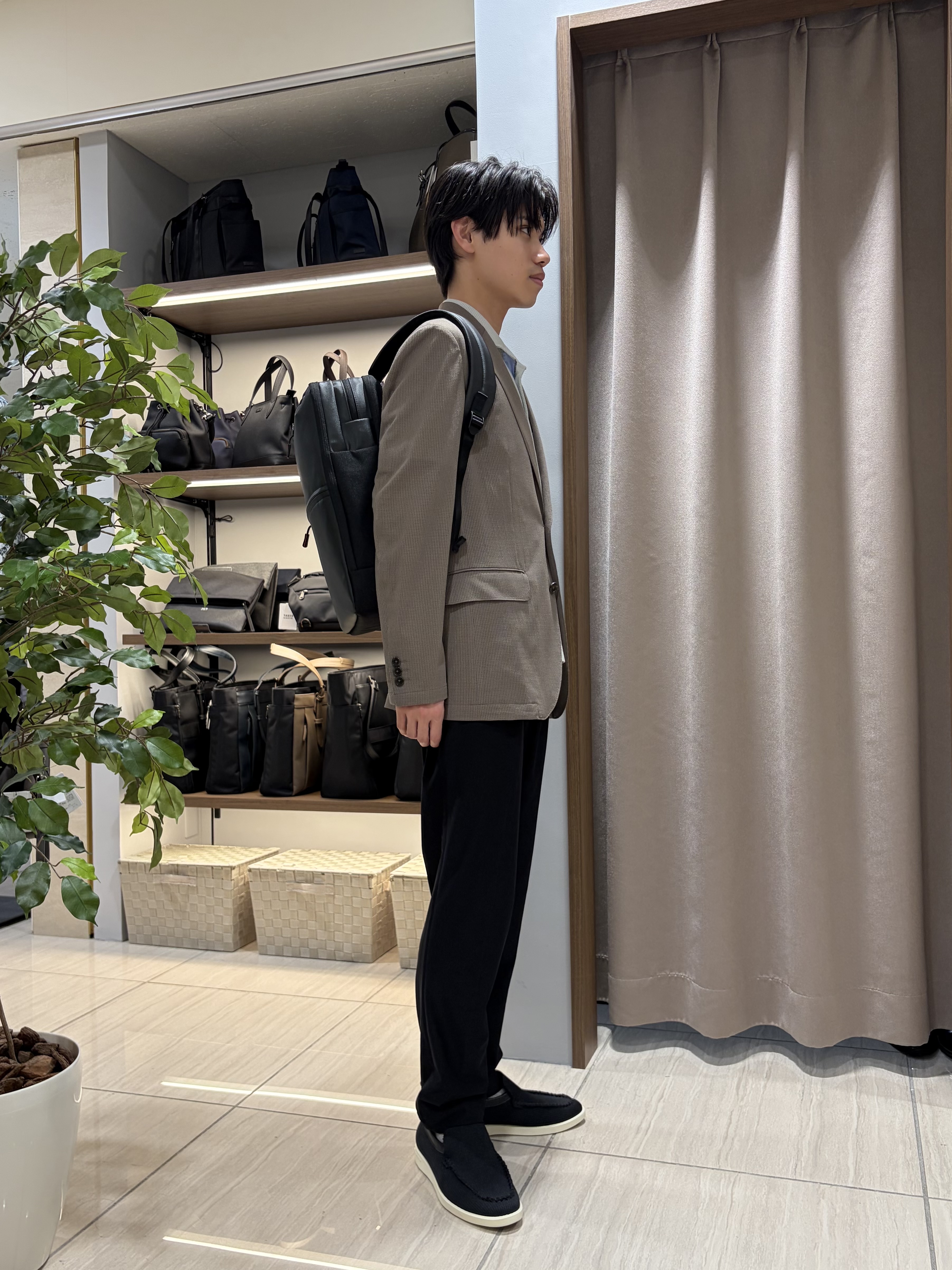 hiroさんの「TAKEO KIKUCHI｜【Begin5月号掲載/通気性】トリコットサッカー ジャケット」を使ったコーディネート
